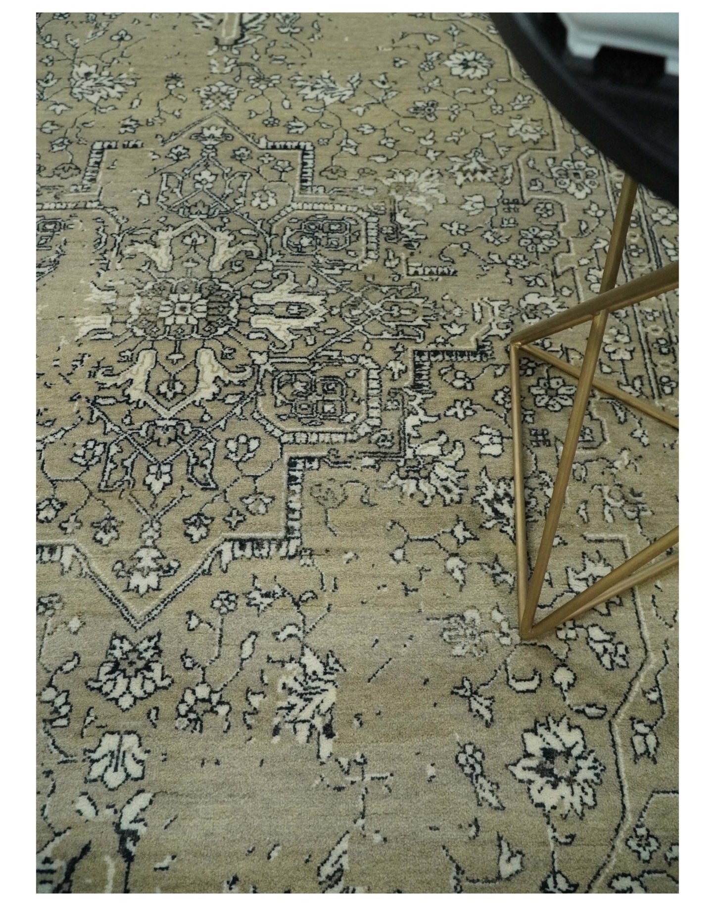 6x9 Fine Hand Knotted Beige and Black Traditional Vintage Persian Style Antique Wool Rug | AGR4 - Nuvé