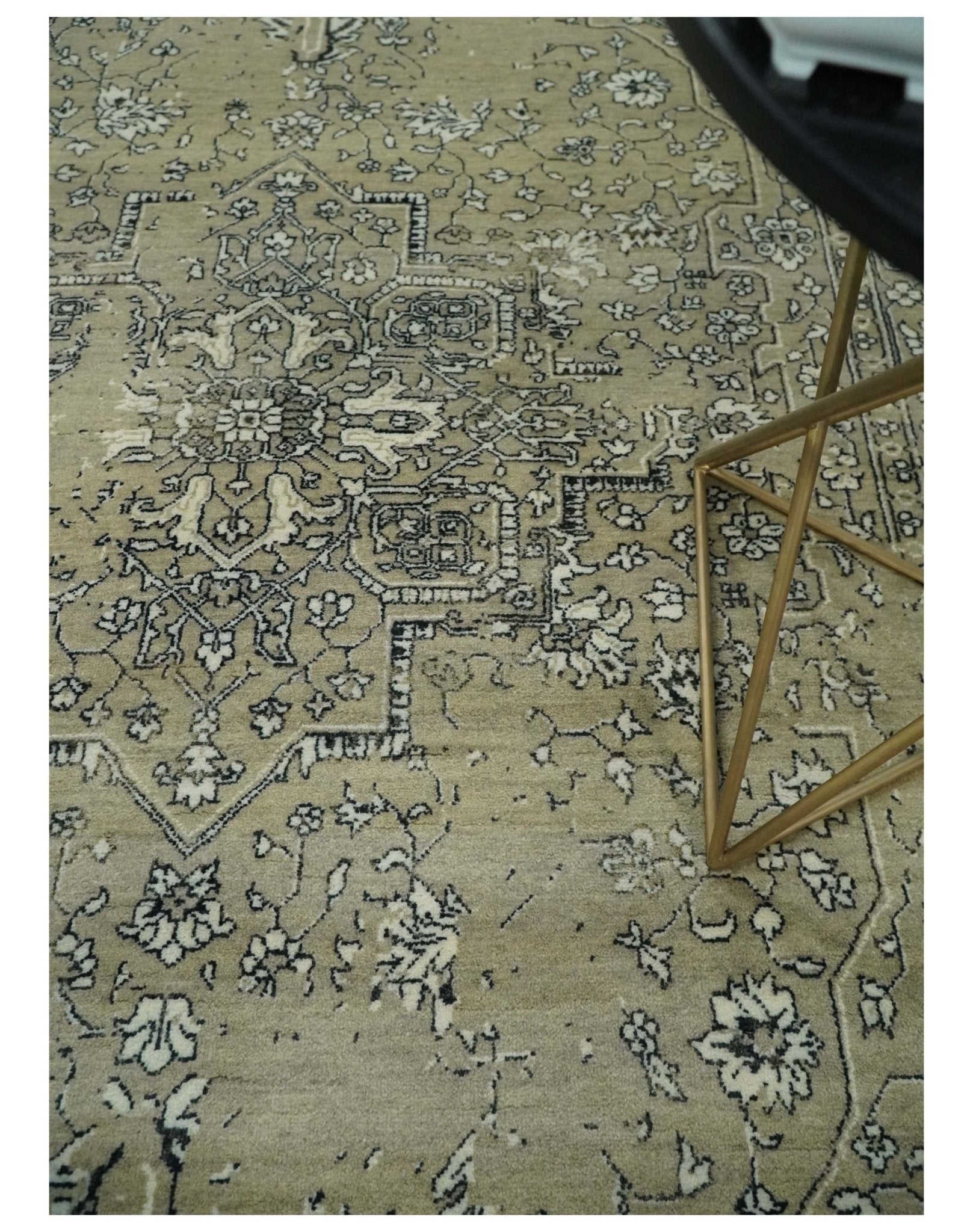 6x9 Fine Hand Knotted Beige and Black Traditional Vintage Persian Style Antique Wool Rug | AGR4 - Nuvé