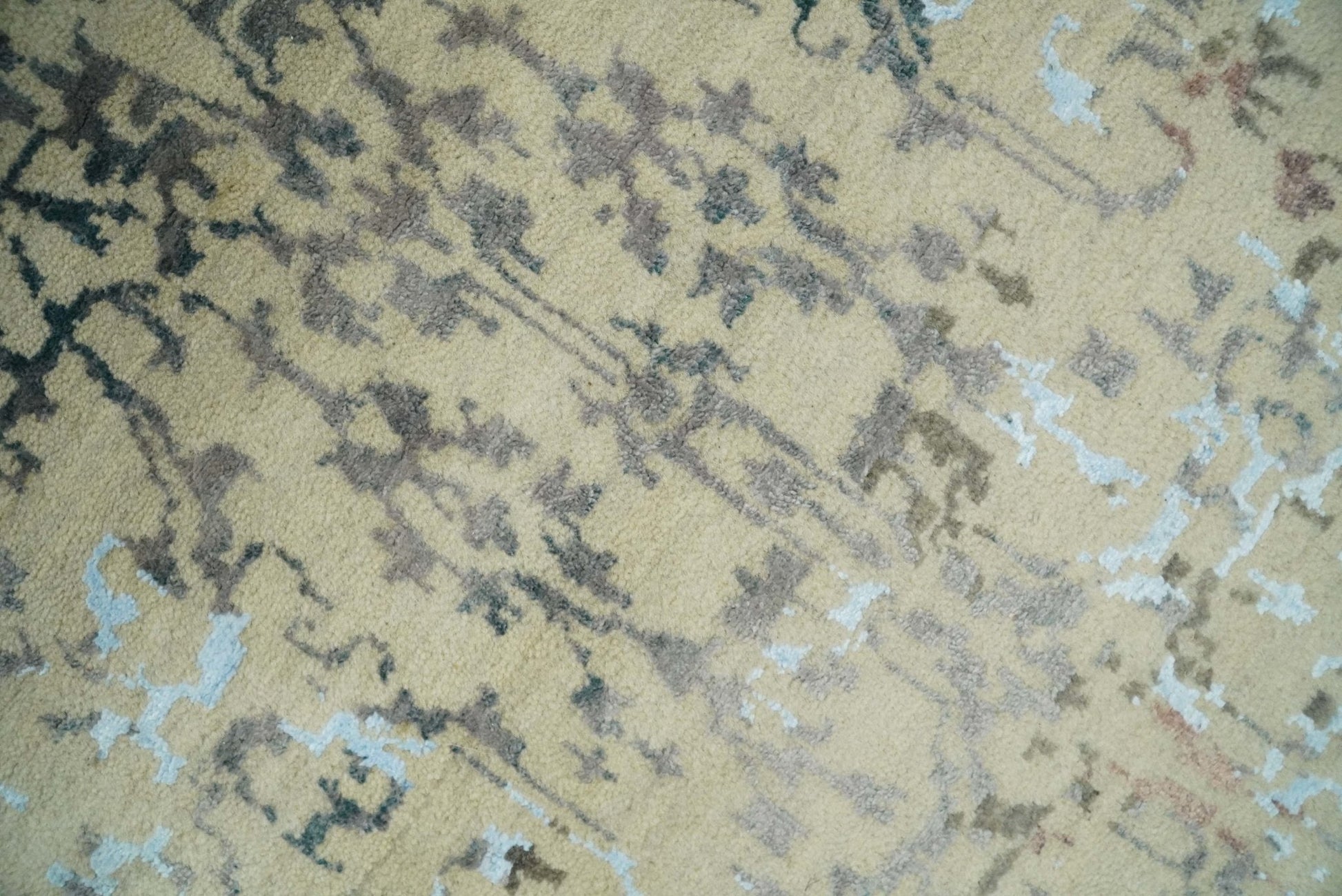 6x9 Fine Hand Knotted Beige and Rust Traditional Vintage Persian Style Antique Wool and Silk Rug | AGR2 - Nuvé