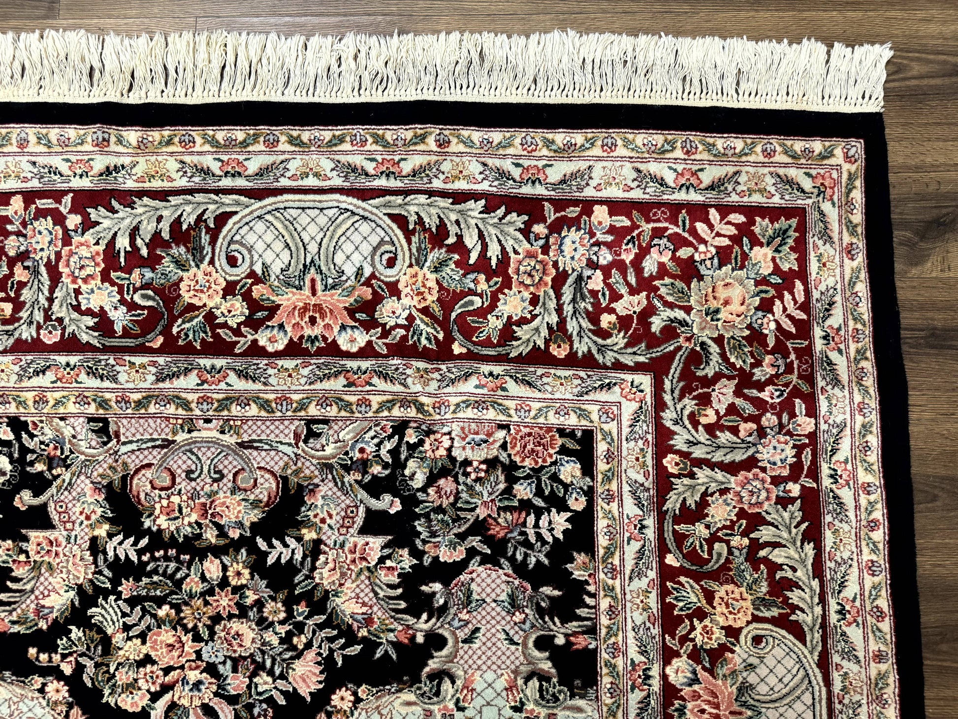 Sino Persian Rug 9x12, Black, Floral Bouquets - Nuvé