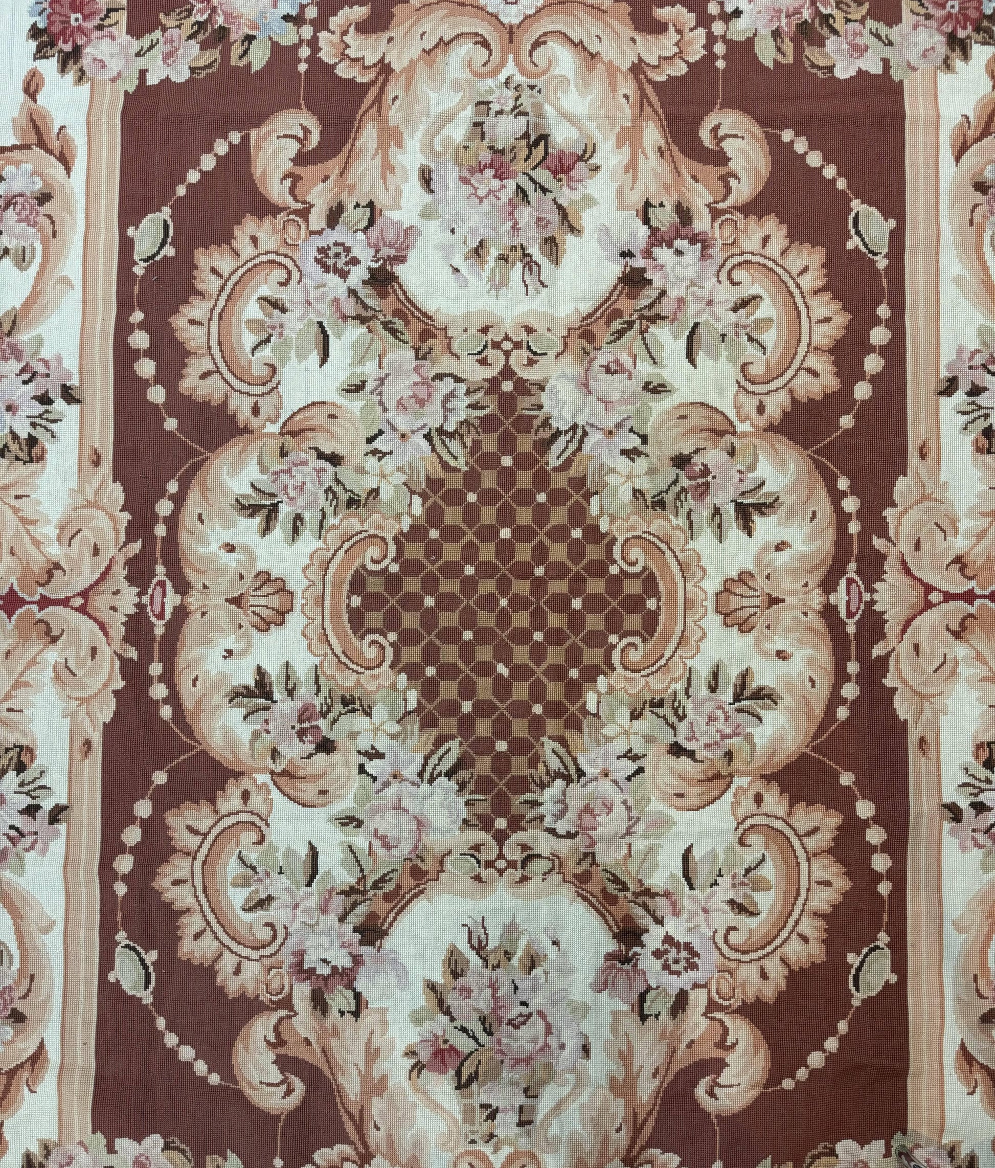 Vintage Needlepoint Rug 6x9, Aubusson Rug, Flatweave Wool Elegant Carpet, Medium Size, French European Design - Nuvé