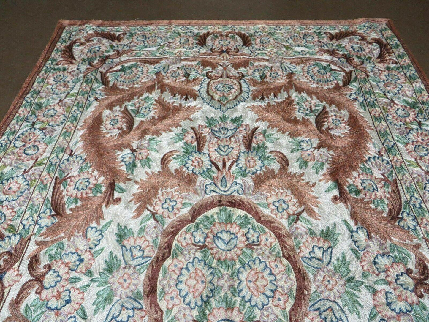 4' X 6' Vintage Embroidery Hand Stitched Rug Silk On Cotton India Backing Nice - Nuvé