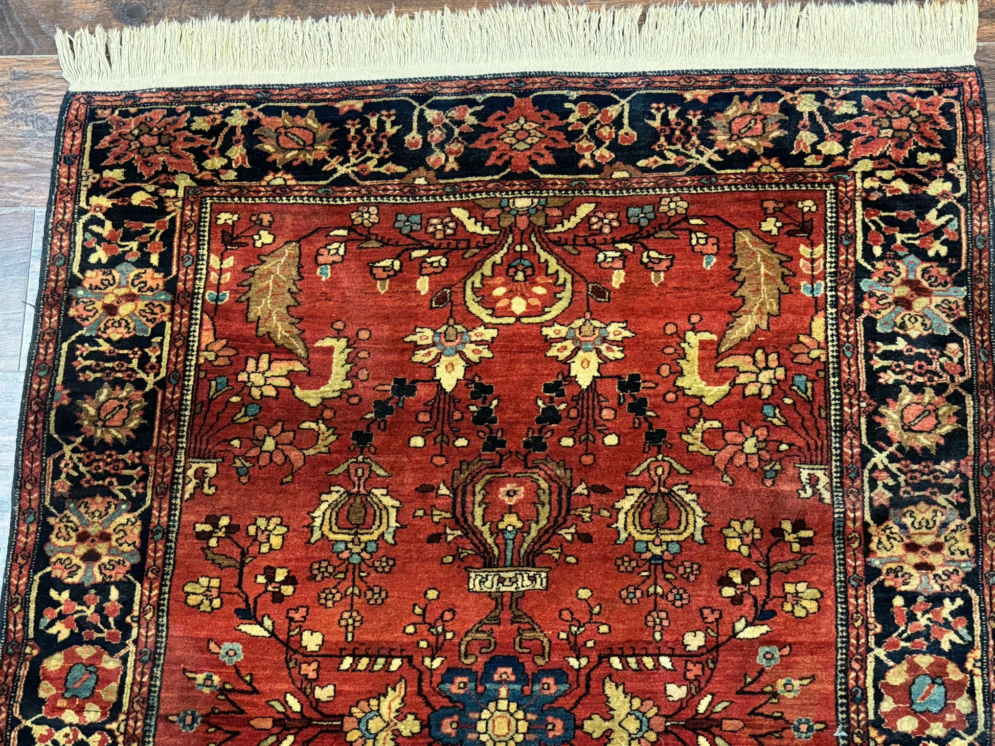 Antique Persian Farahan Sarouk Rug 3.6 x 5, Red, Floral, Traditional Rug, Fine 210 KPSI - Nuvé