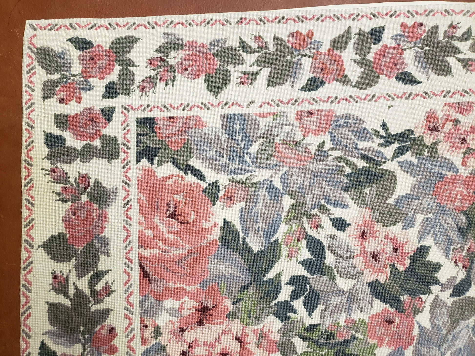5x8 Needlepoint Rug 5' 4" x 8' 3" Wool Flat Weave Floral New Unused Carpet English Design Ivory Large Pink Flowers Green Leaves Hand-Knotted - Nuvé