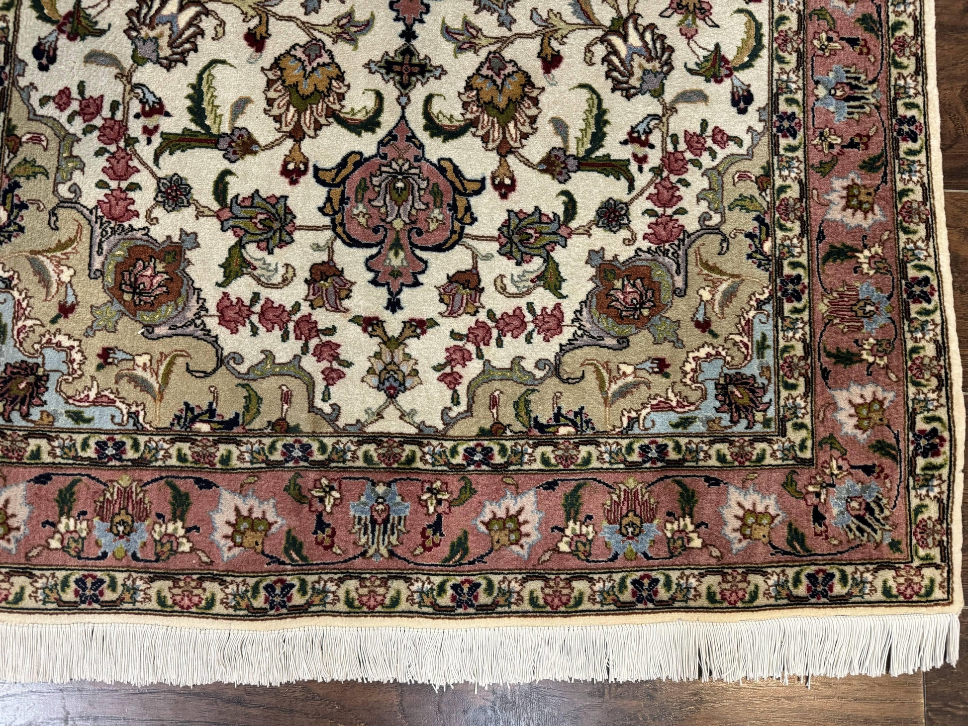 Fine Persian Tabriz Rug 3x5, Floral Medallion, 340 KPSI, Ivory Salmon - Nuvé