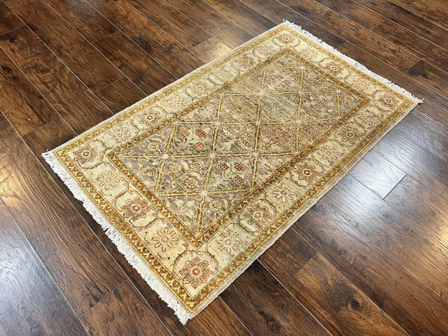 Pakistani Peshawar Rug 3x5, Safavieh Wool Handmade Hand Knotted Vintage Rug, Panel Design 3 x 5 Oriental Carpet - Nuvé