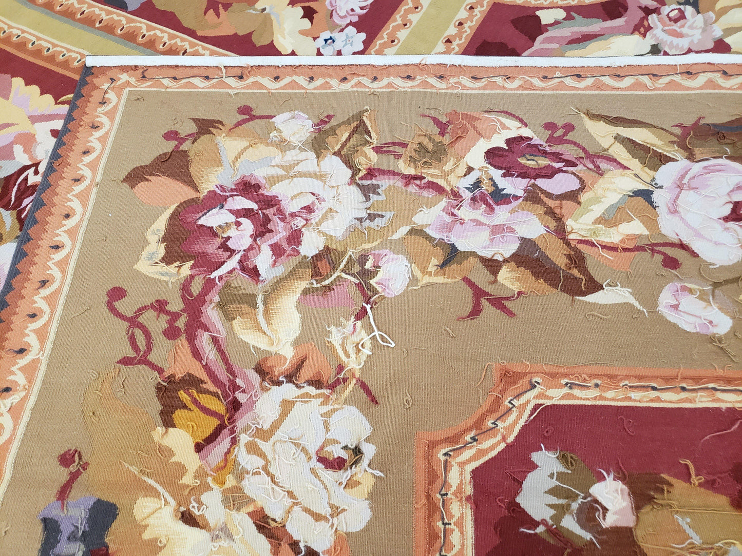 Vintage Chinese Aubusson Savonnerie Flat Pile Rug 9.9 x 14.5 Wool Handwoven Red & Khaki Large Flowers Rug 9x14 - 10x15 Michaelian Kolhberg - Nuvé