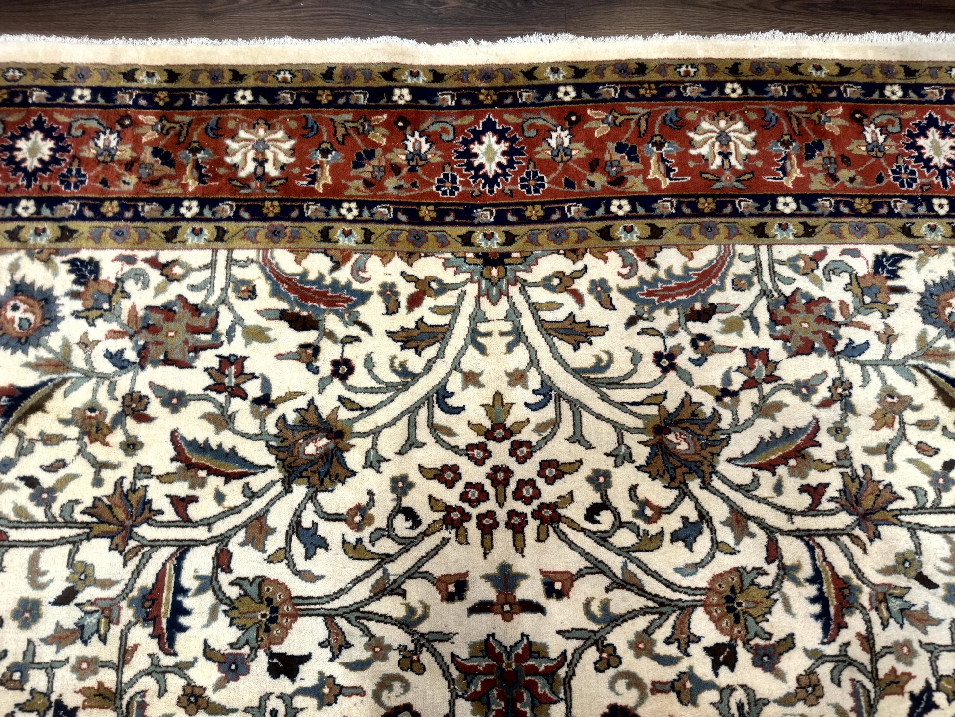Indo Persian Rug 9x12, Ivory and Red, Traditional Wool Oriental Carpet - Nuvé