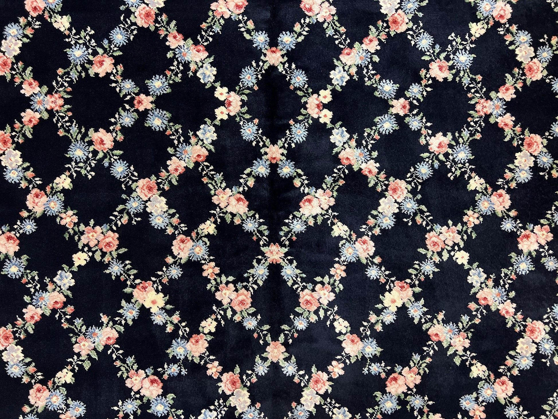 Karastan Rug 8' 8" x 12" Garden of Eden Collection Ebony Trellis #509/1270, Wool Pile Discontinued Vintage Karastan Carpet, Room Sized Rug - Nuvé