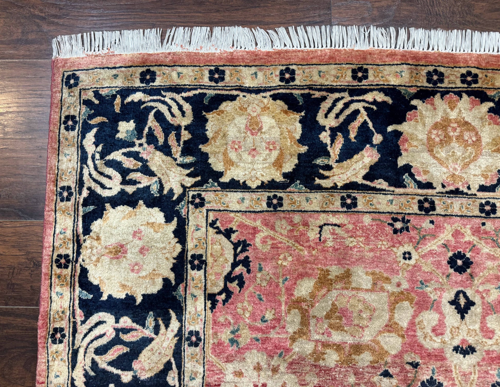 Indian Agra Rug 6x9, Allover Pattern, Traditional Wool Oriental Carpet - Nuvé