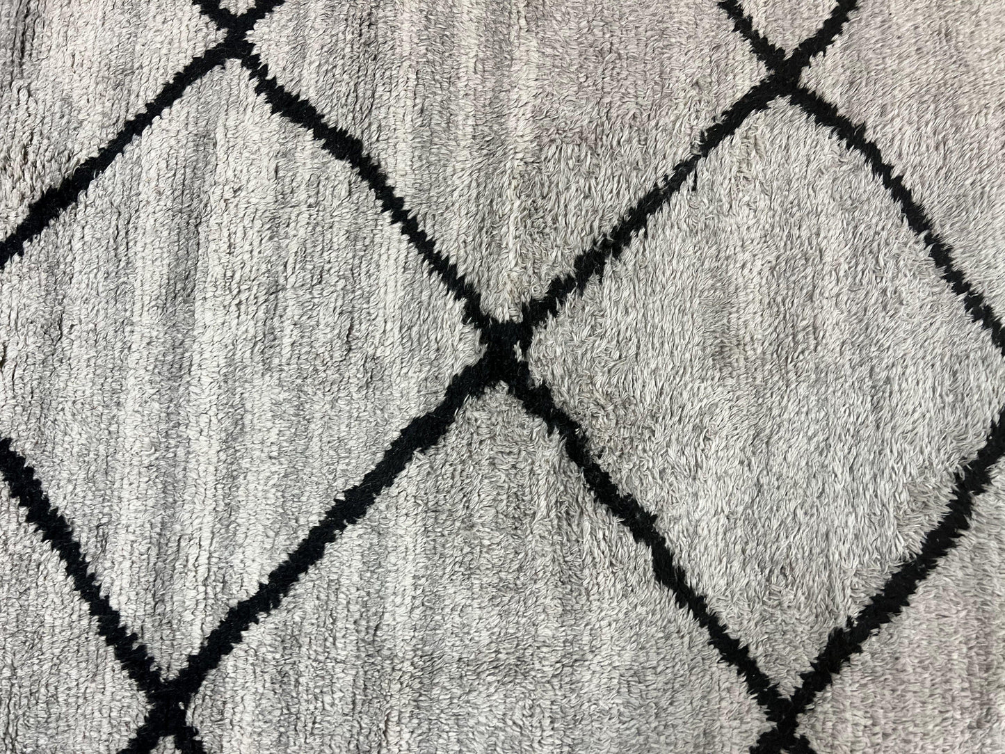 Modern Shag Rug 8x10, Gray and Black, Wool and Cotton, Lulu and Georgia, Handmade Indian Shag Rug - Nuvé