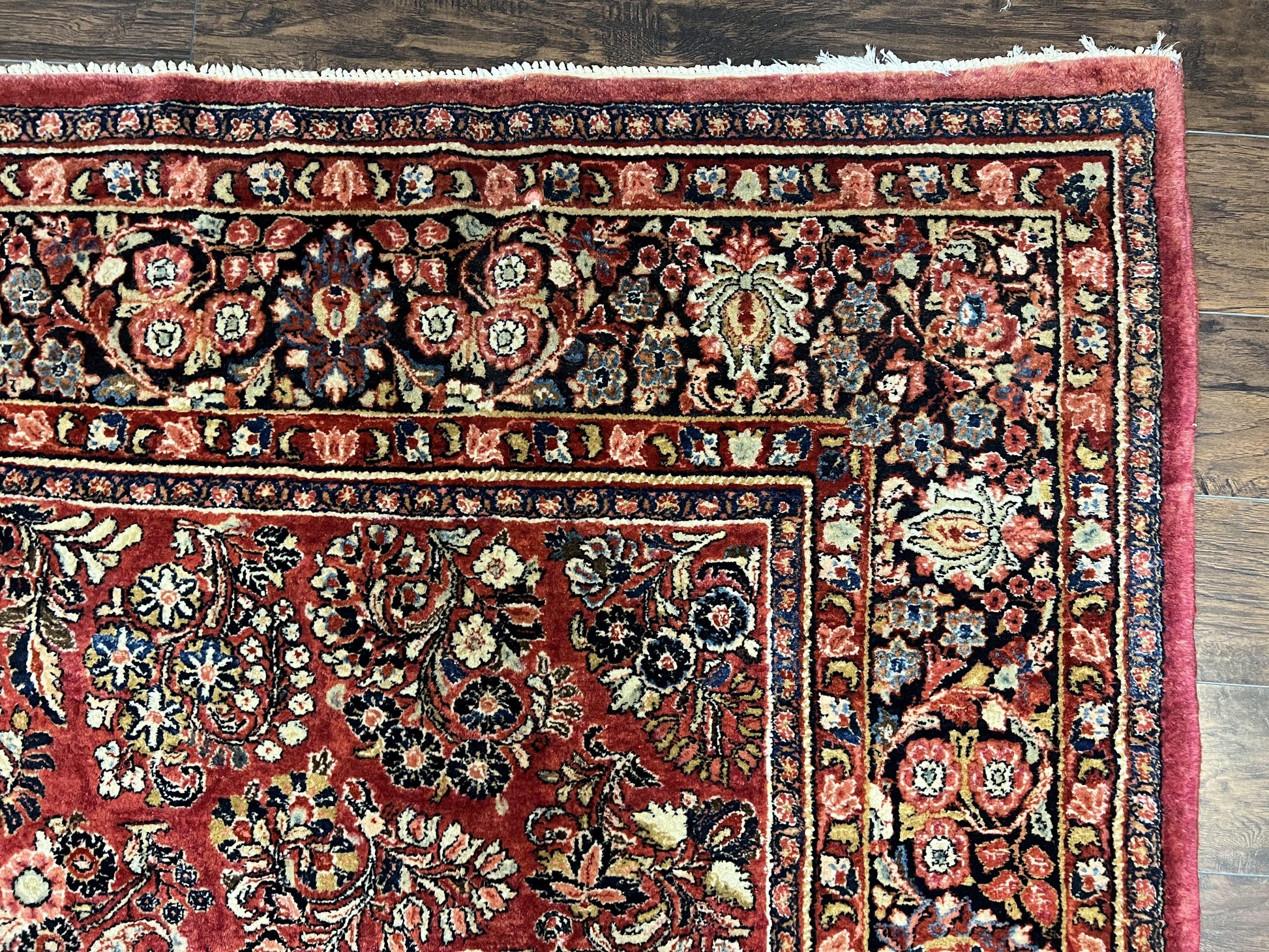 1920s Persian Sarouk Rug 9x12, Red Persian Carpet, High Quality Persian Rug, Allover Floral Pattern, Antique Oriental Rug, Wool Handmade Room Sized - Nuvé