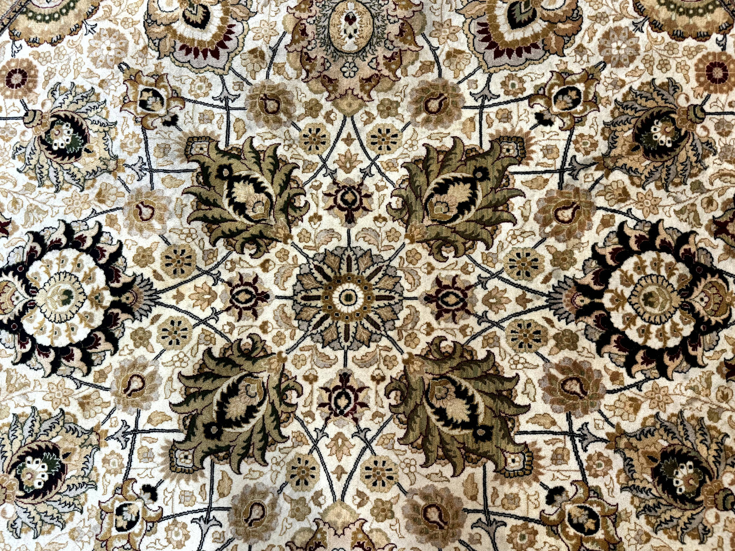 Round Pak Persian Rug 8x8, Vintage Handmade Wool Traditional Carpet, Beige Dark Red, Fine 270 KPSI - Nuvé