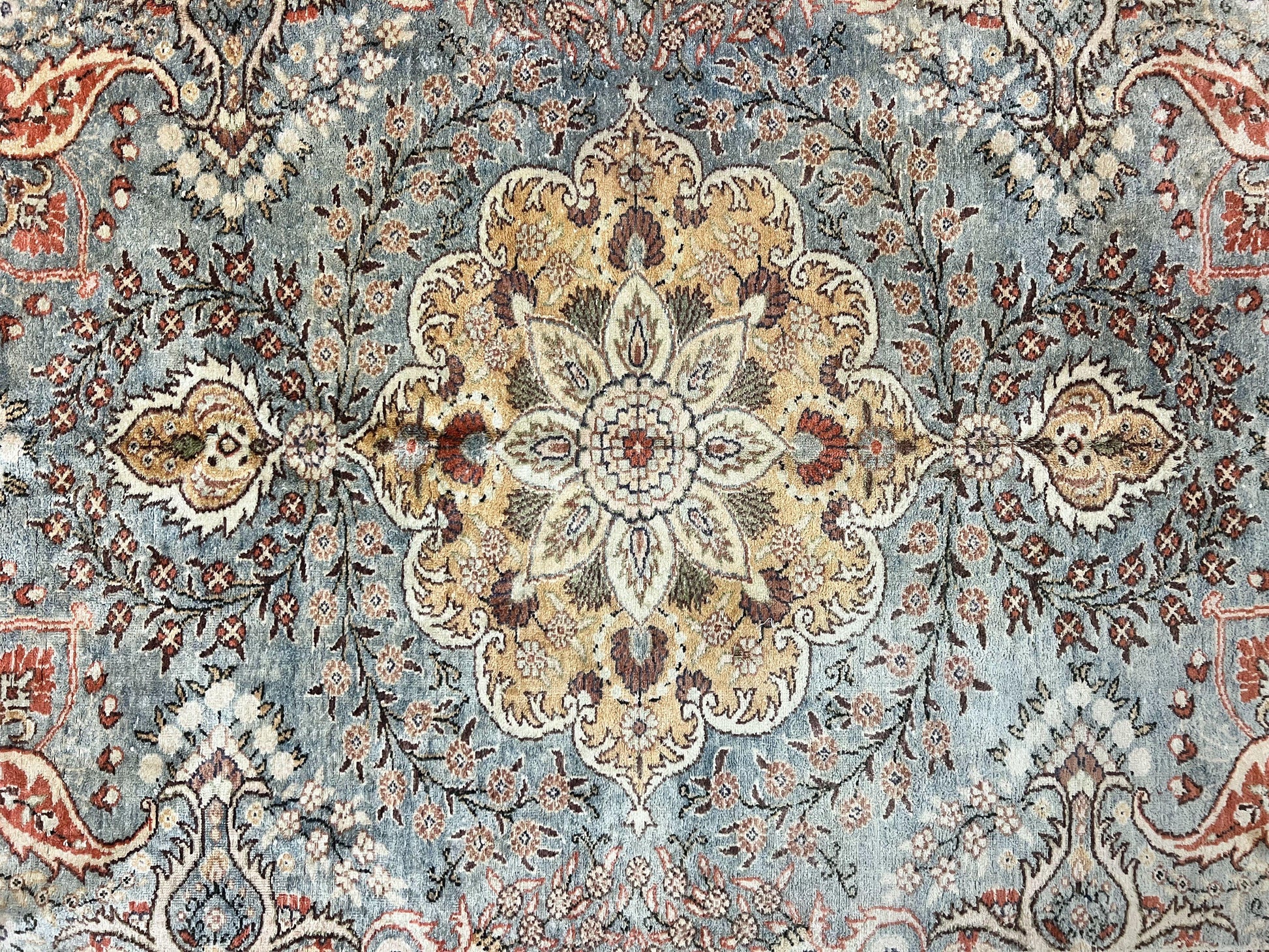 Silk Turkish Rug 5x7, Light Blue Silk Carpet, Floral Medallion, Turkish Kayseri Rug, Vintage Handmade Oriental Rug - Nuvé