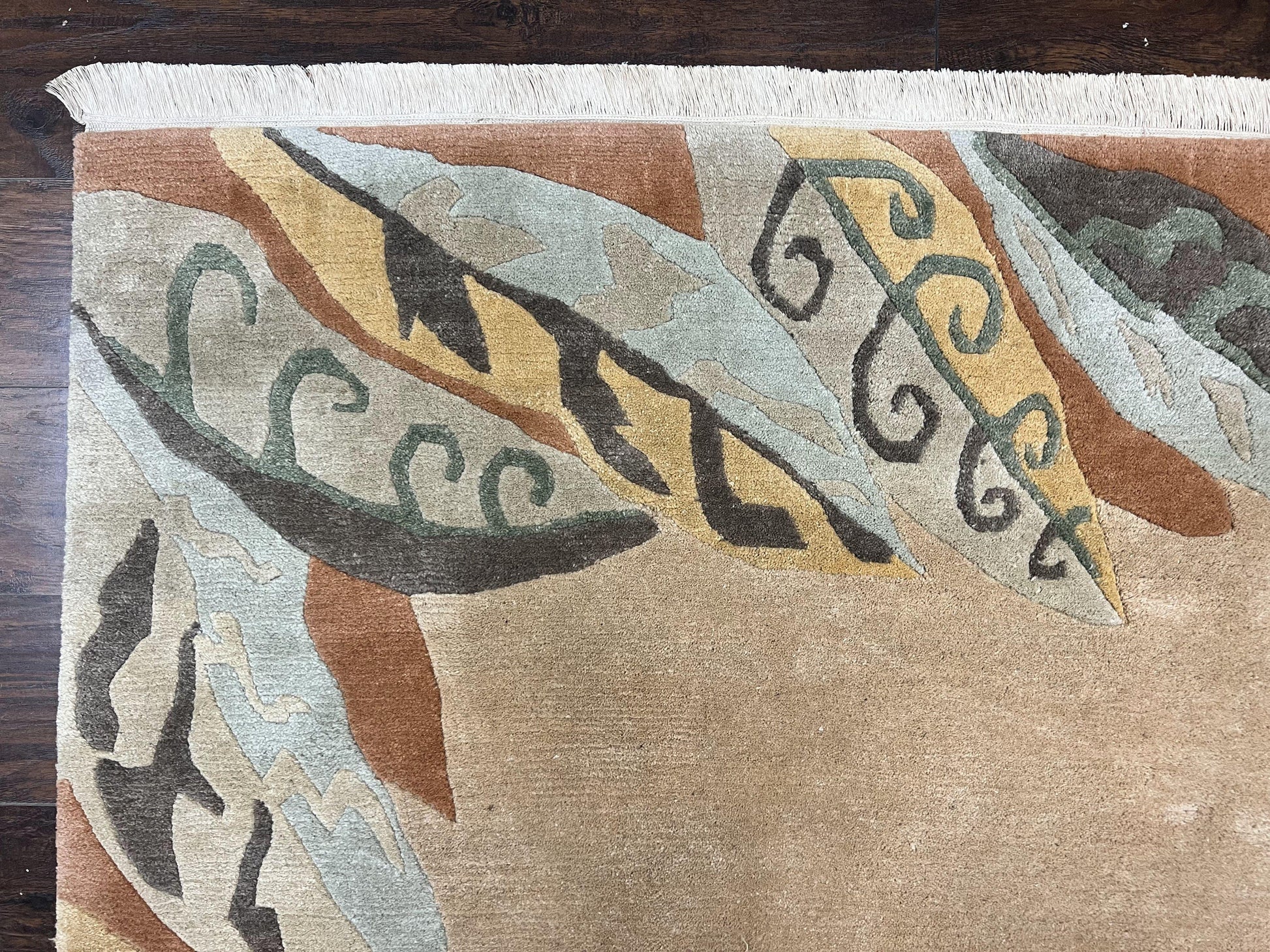 Modern Tibetan Rug 7x10, Soft Wool, Tufenkian Style Carpet, Tibet Nepali Rug, Open Field, Handmade Wool Rug - Nuvé