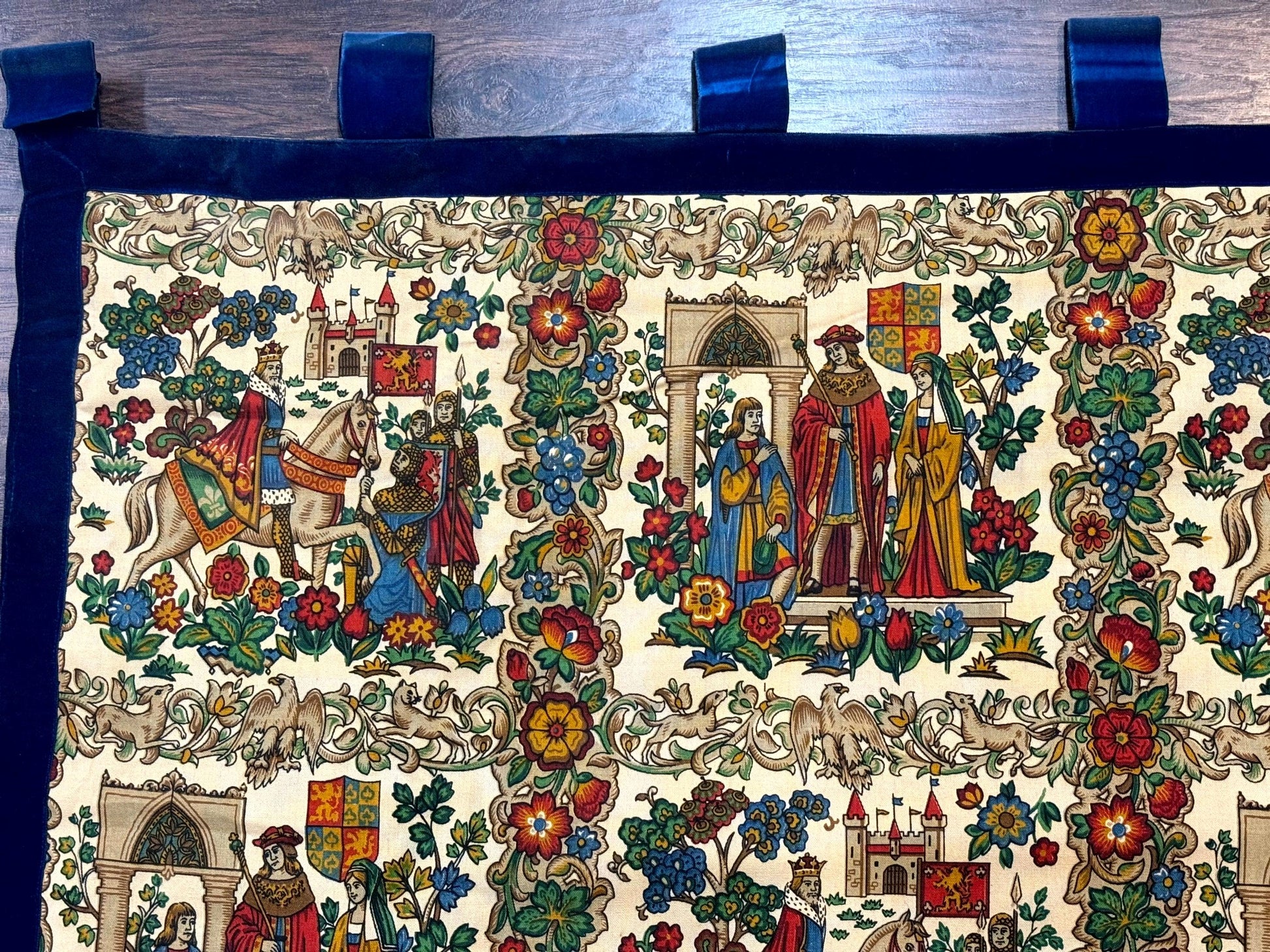 Vintage European Tapestry 4x4, Medievel Design - Nuvé