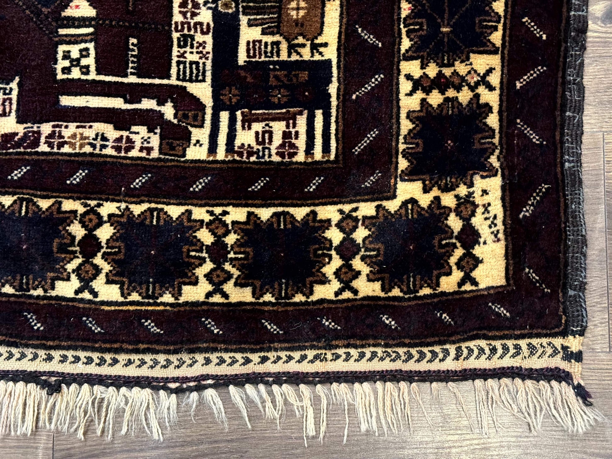 Persian Baluch Tribal Rug 4x6, Human and Bird Pictorials, Vintage, Wool, Collectible - Nuvé