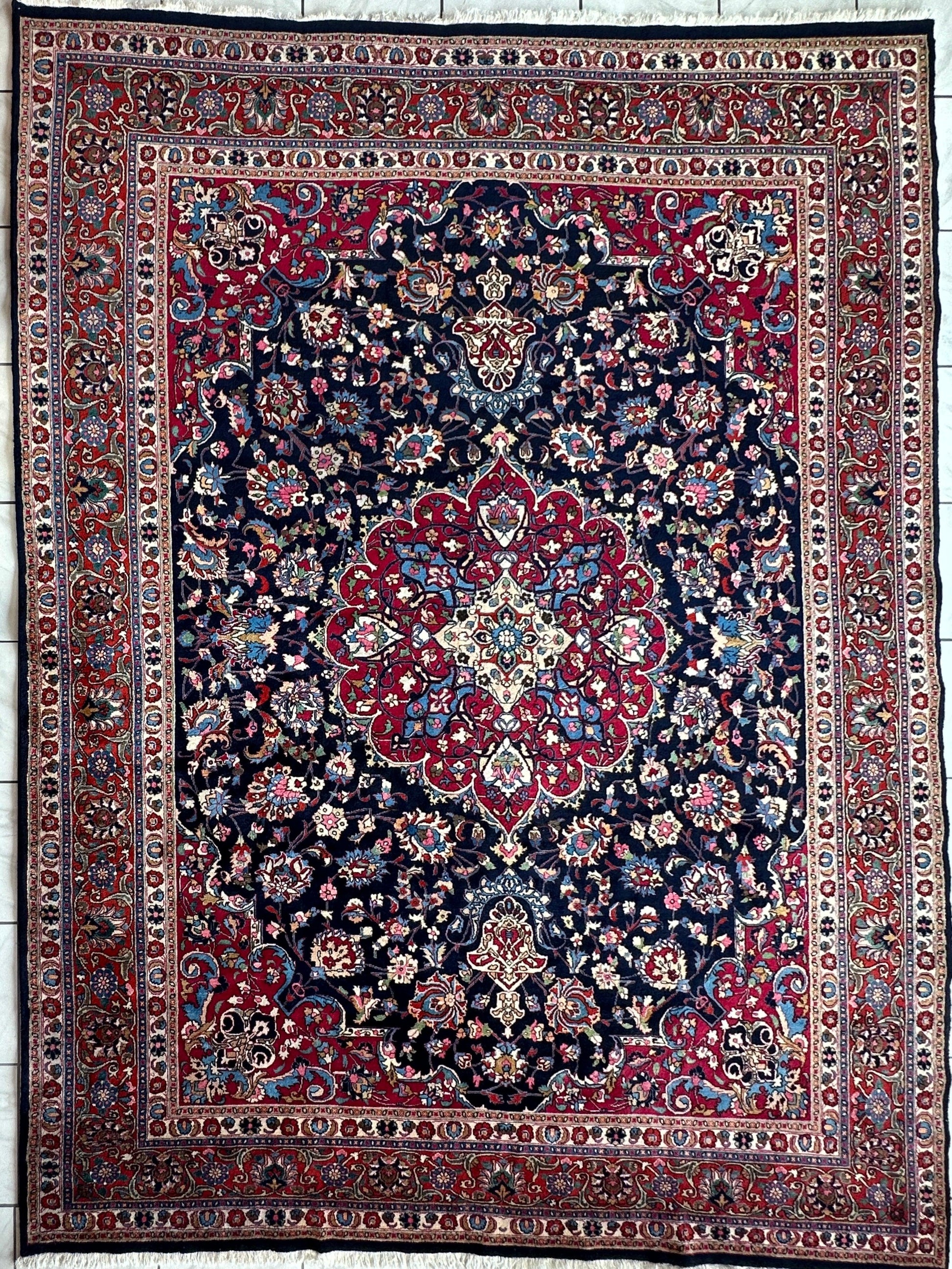 Persian Mashhad Hand Knotted Wool Area Rug 9’9” x 13’3” - Nuvé