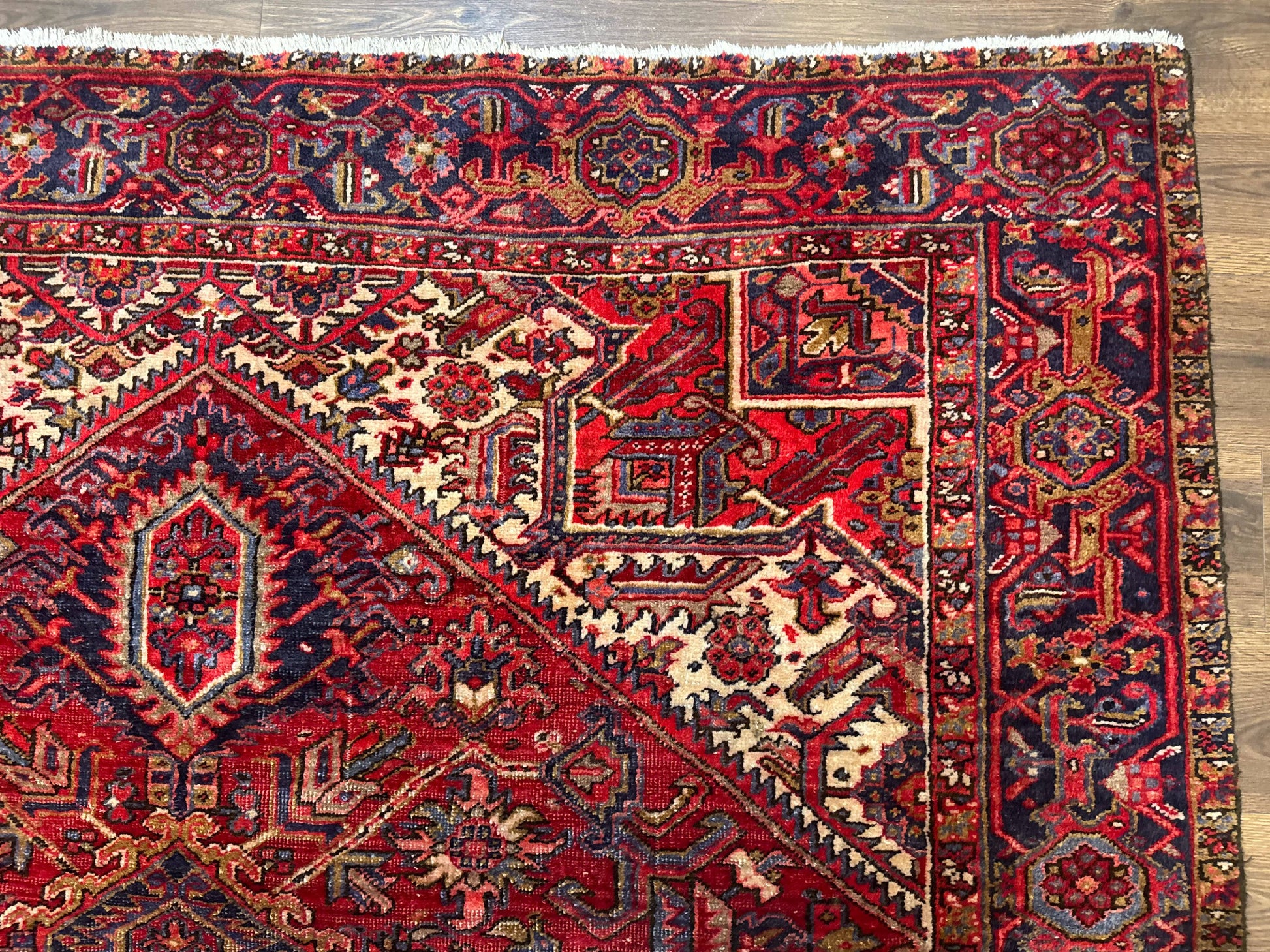 Persian Heriz Rug 7x10, Geometric Pattern, Red Ivory Navy Blue - Nuvé