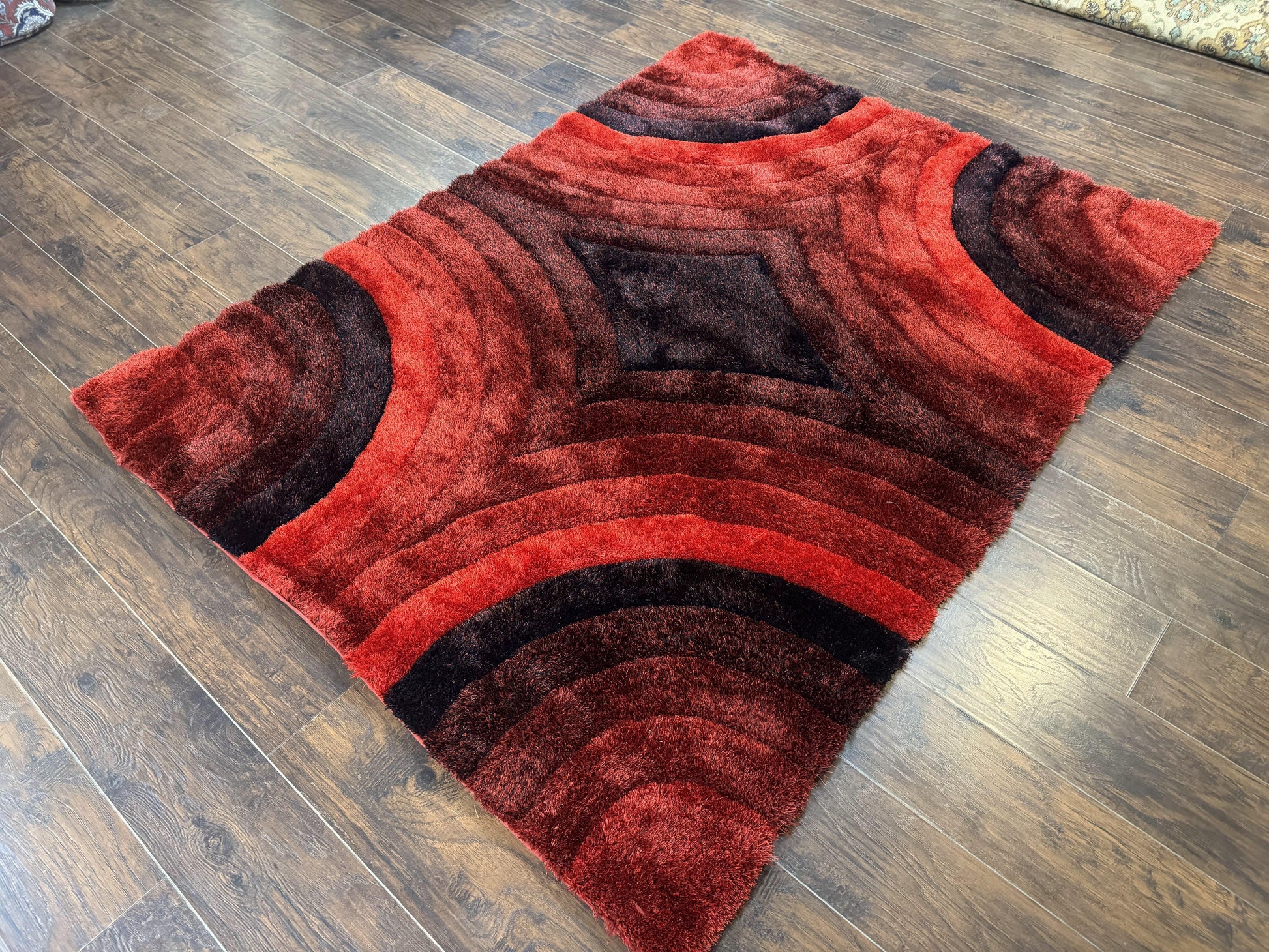 Red and Black Shag Rug 5x7, Pair A - Nuvé