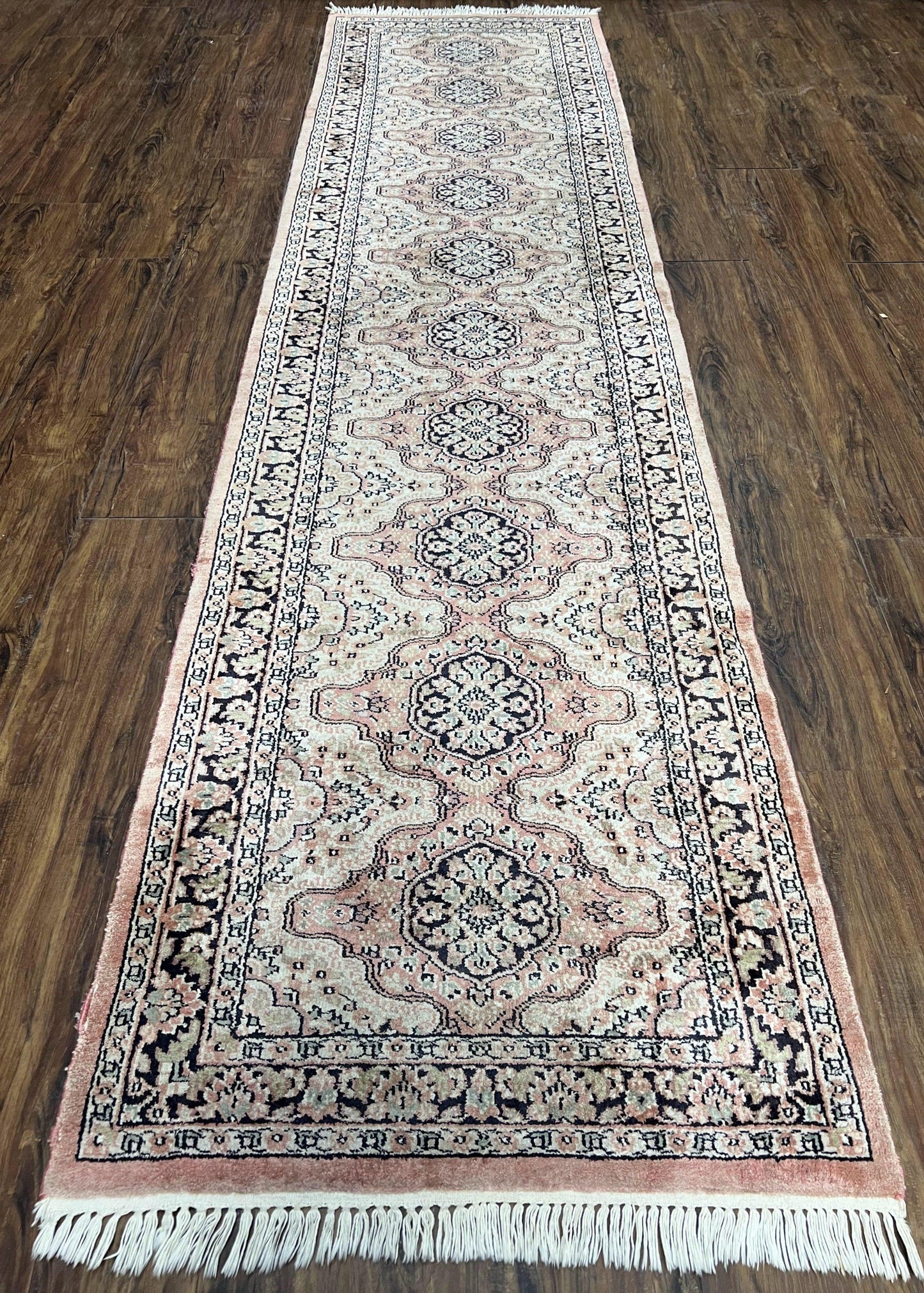 Silk Kashmiri Runner 2.7 x 10 ft Vintage Rug, Ivory Pastel Pink, Hand-Knotted Vintage Runner, Hallway Carpet, Indian Rug Medallion Runner - Nuvé