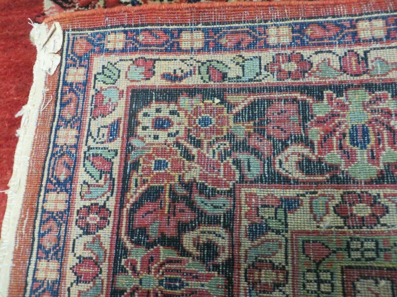 Antique Persian Sarouk Rug 5x8, Red, Semi Open Field, Hand Knotted, Wool - Nuvé