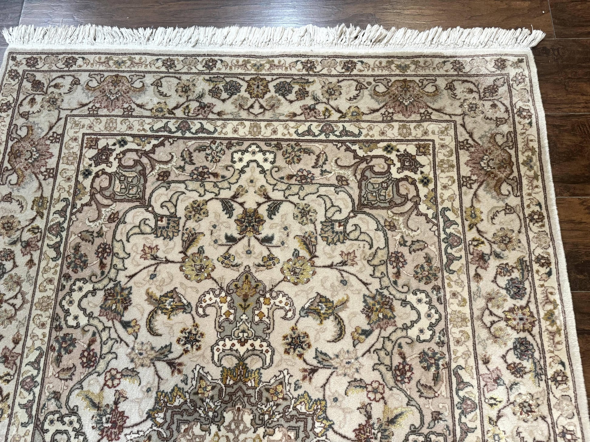 Pak Persian Rug 4x6, Floral Medallion, Beige, Wool and Silk Highlights, Vintage Handmade Rug - Nuvé