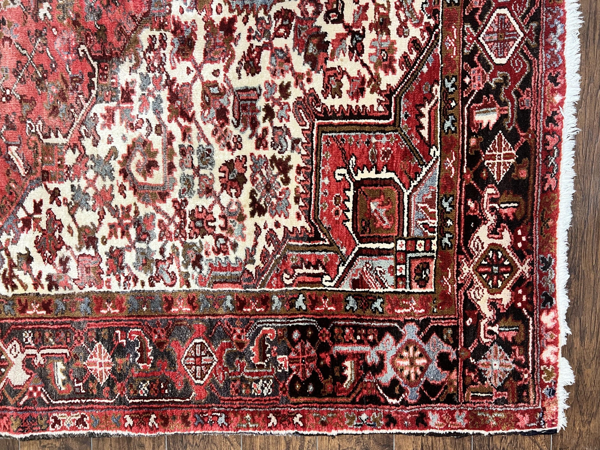 Large Persian Heriz Rug 10x13, Red and Cream Geometric Tribal Room Sized Handmade Wool Hand Knotted Semi Antique Decorative Oriental Carpet - Nuvé