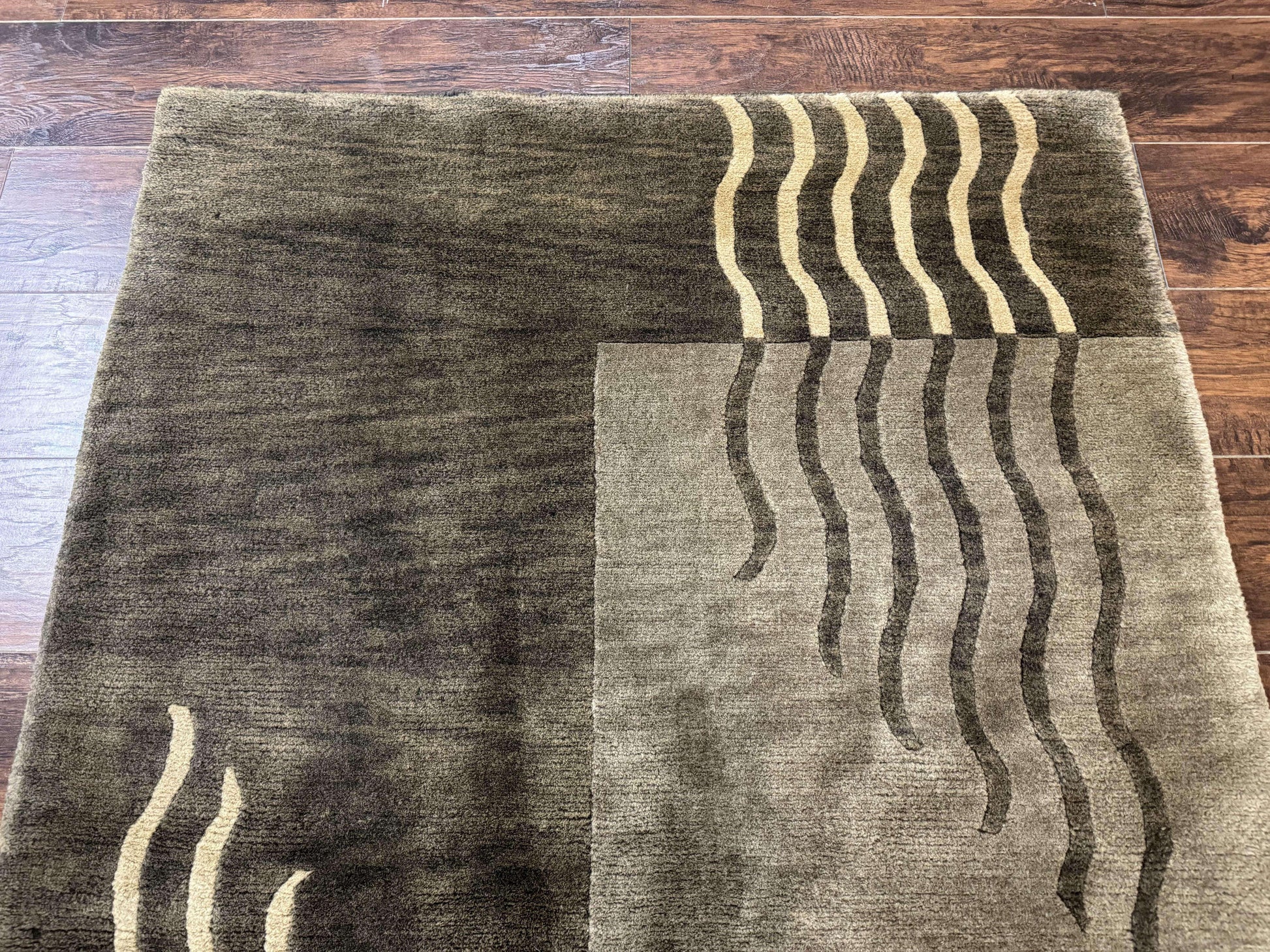 Modern Tibetan Wool Rug 3.6 x 5.6, Shades of Green, Abstract Design - Nuvé