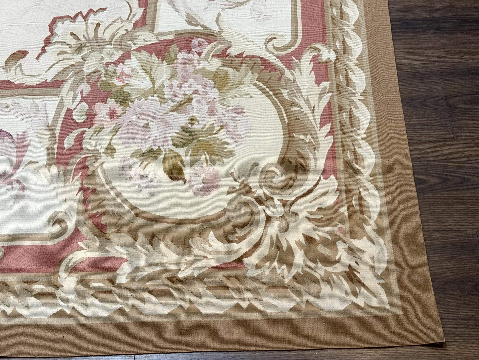 Aubusson Rug 6x9 - Nuvé
