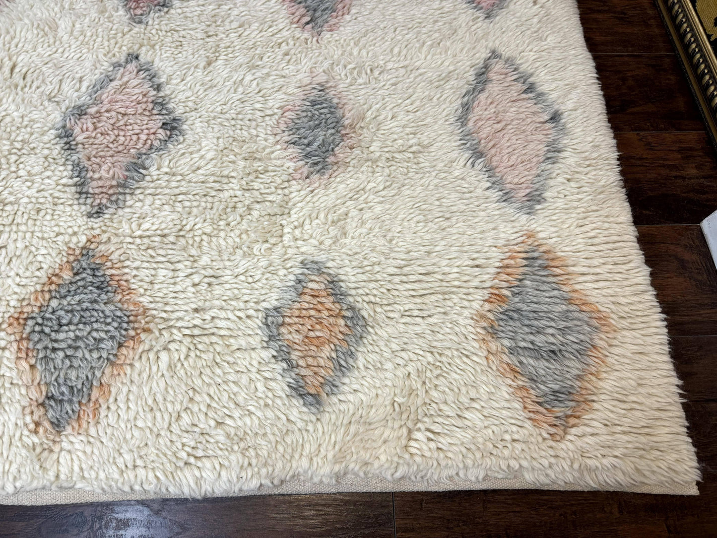 Large Modern Contemporary Indian Shag Rug 11x14, Ivory, Handmade Wool Carpet - Nuvé