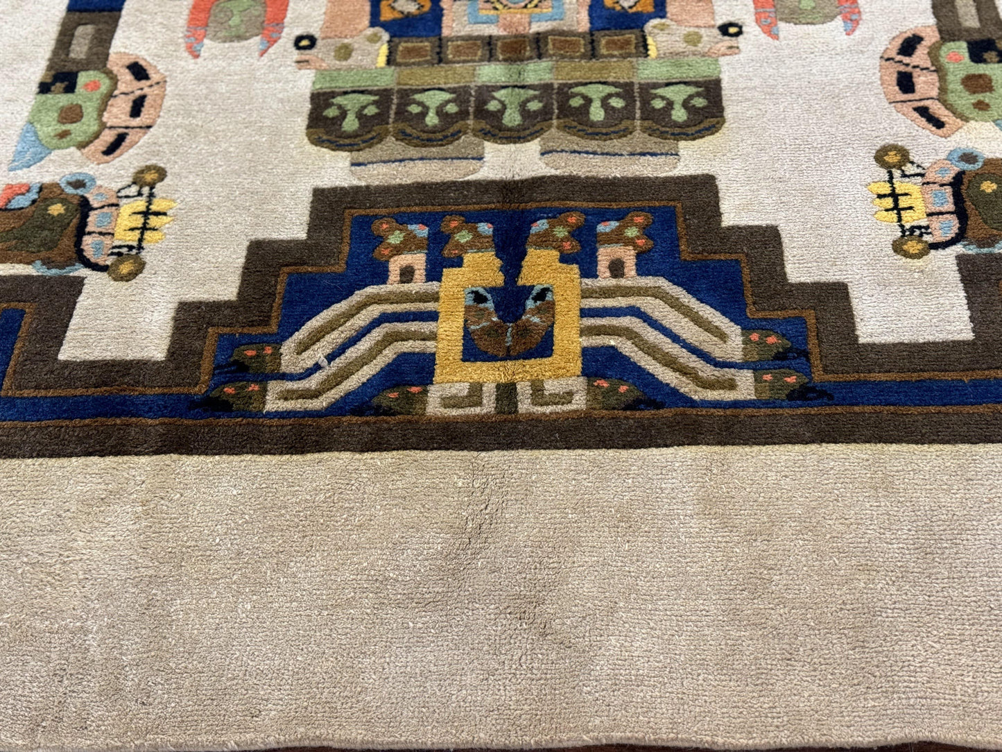 South American Rug 6x7, Unique Native American Design, Ivory, Ecuador Rug, Handmade Wool - Nuvé