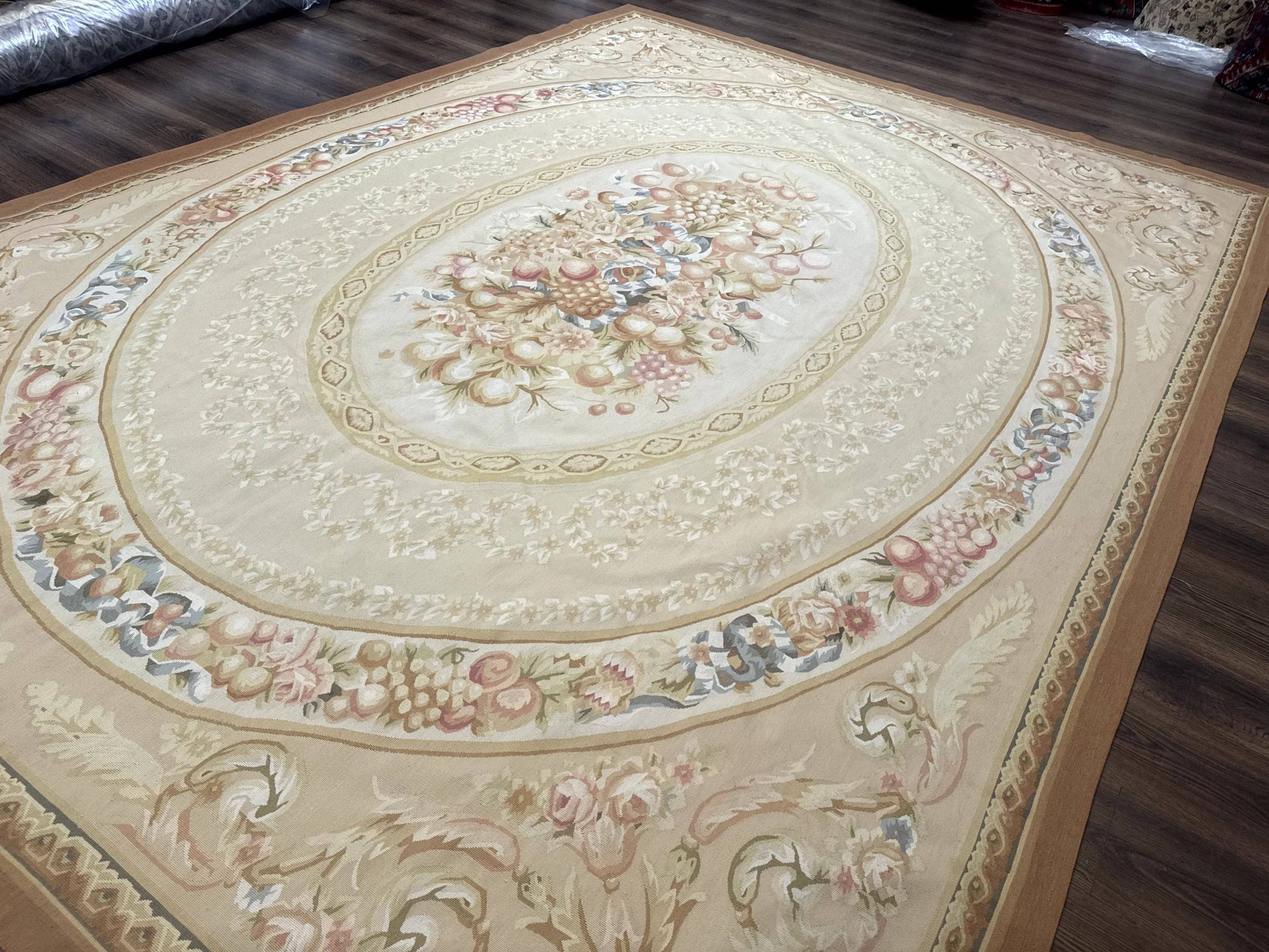 Aubusson Rug 9x12, French European Design, Floral, Elegant - Nuvé