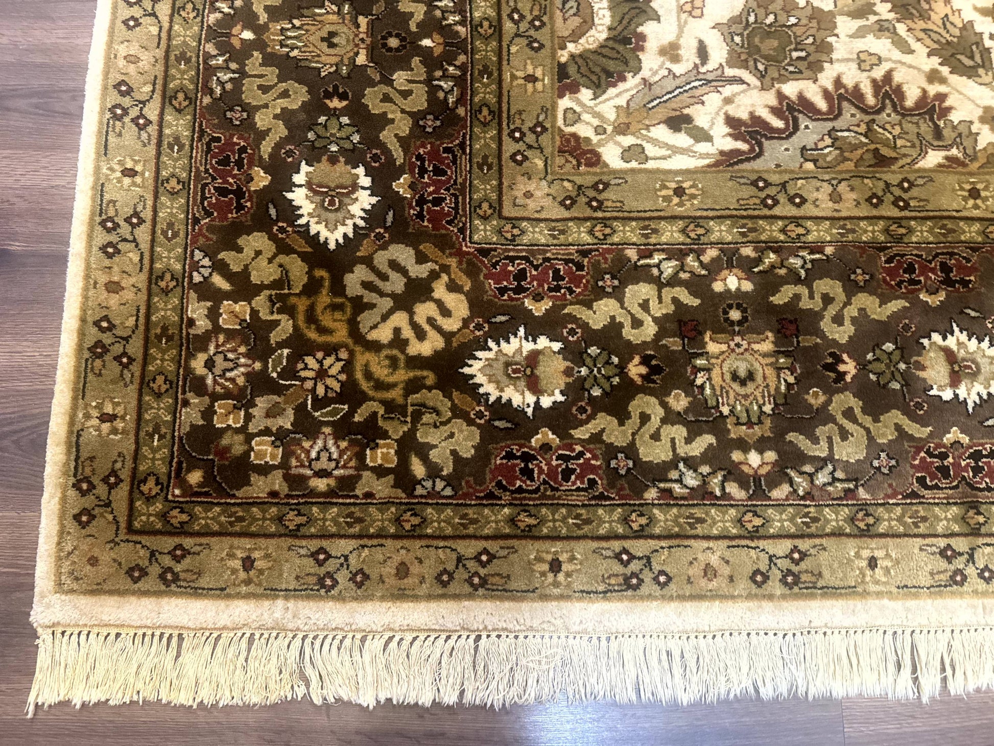 Indo Persian Mahal Rug 8x10, Floral Traditional Wool Oriental Carpet - Nuvé
