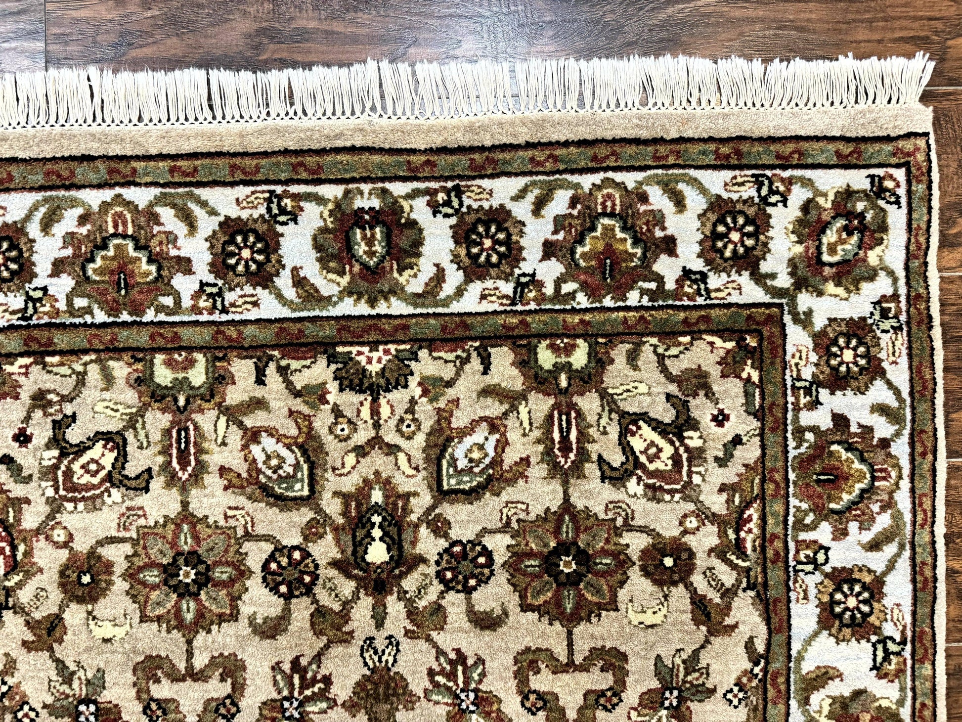 Pak Persian Rug 4x6, Floral Allover Vintage Oriental Carpet, Handmade Wool Rug - Nuvé