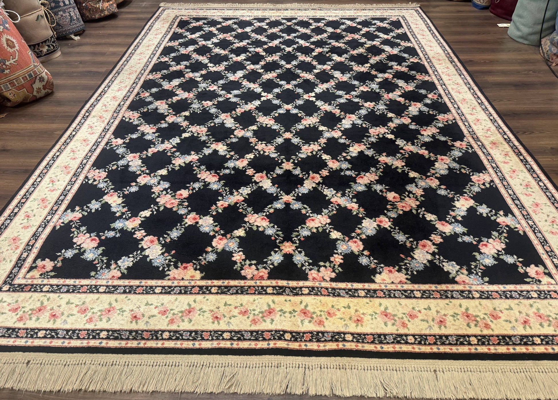 8.8 x 12 Karastan Garden of Eden Rug, Ebony Trellis #509/1270, Black, Floral, Wool Pile, Vintage, Discontinued - Nuvé