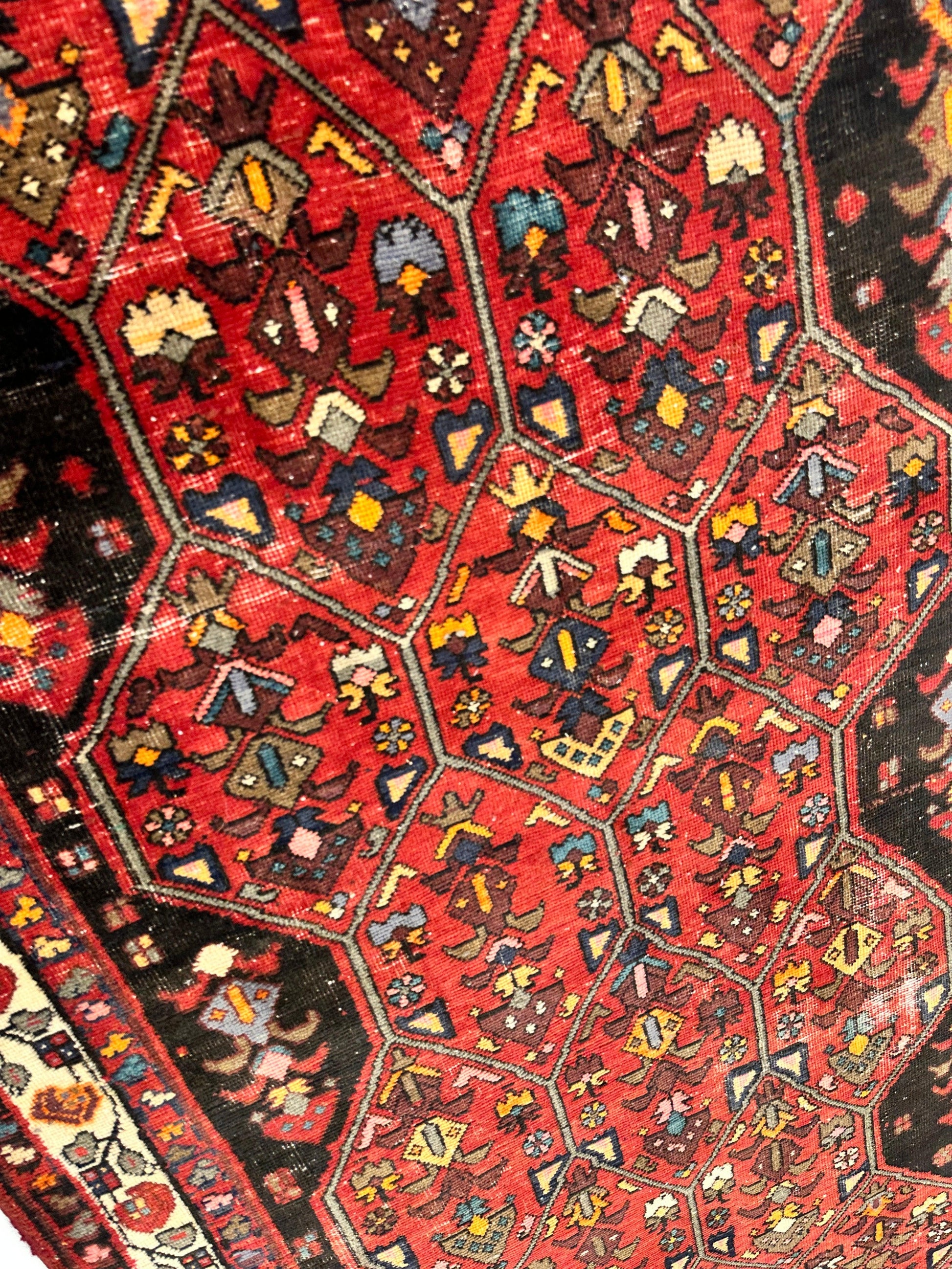 Vintage Persian Hosseinabad Runner Rug - 4’2” x 10’5” - Handwoven Wool, Circa 1950s - Nuvé