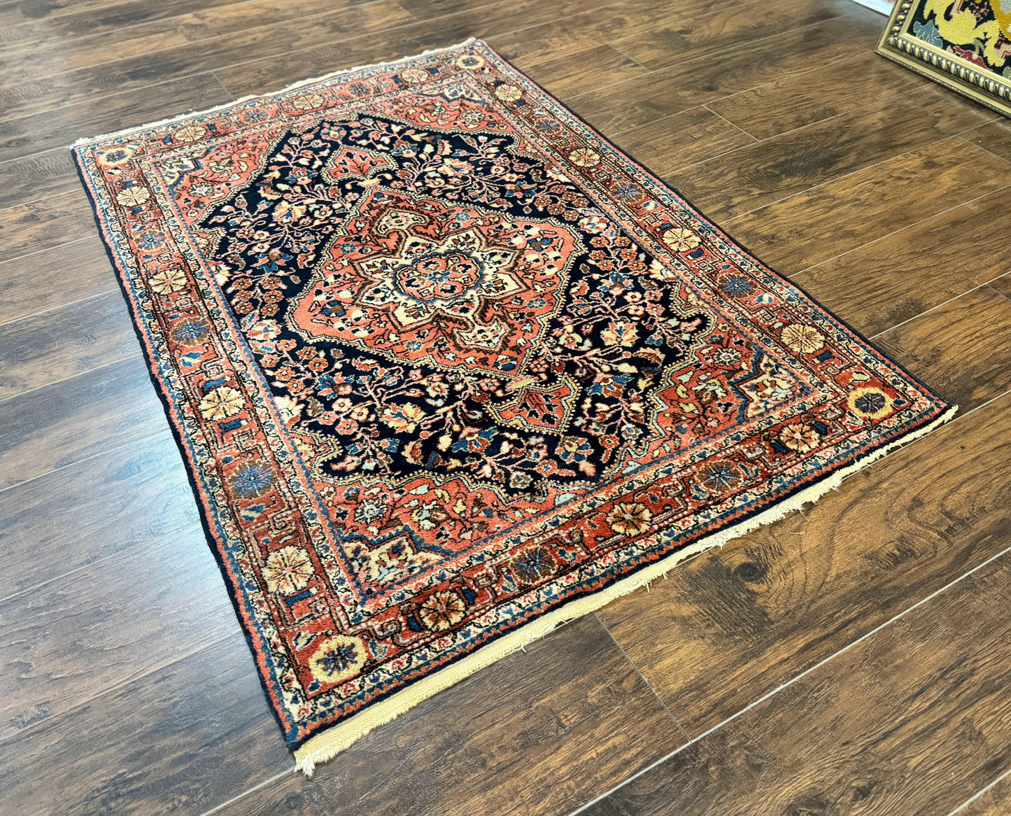 Persian Sarouk Rug 3.6 x 5, Medallion Rug, Red and Midnight Blue, Handmade Semi Antique Vintage Wool Carpet - Nuvé