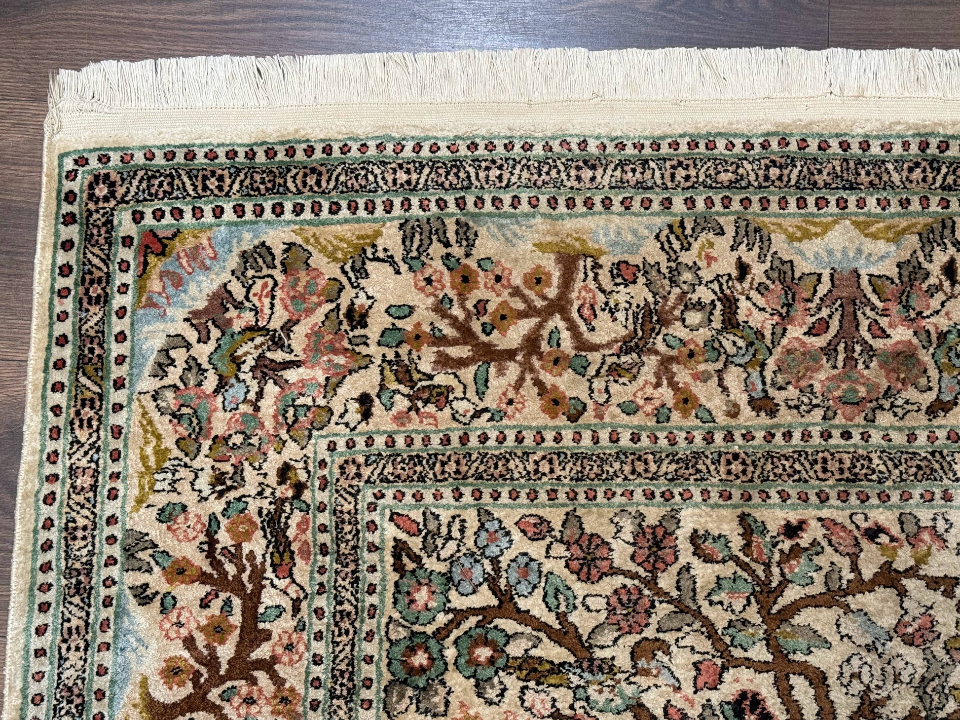 Indian Kashmiri Silk Rug 4x7, Tree of Life Design, Very Fine 380 KPSI, Birds - Nuvé