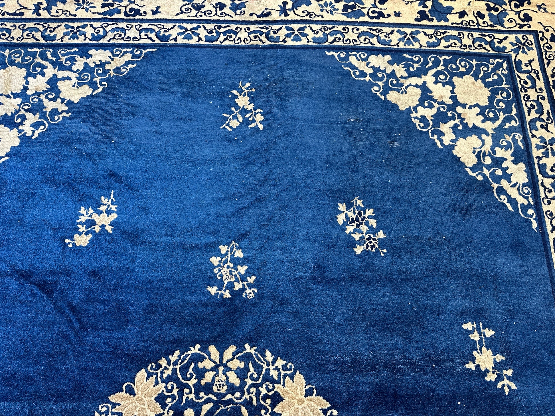 Hand-Knotted Antique Chinese Peking Wool Rug – 9’ x 11’5” – Distressed Blue, 19th Century - Nuvé