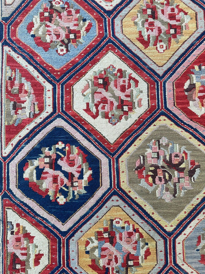 Handwoven Nourison Soumak SK43 Multicolor Area Rug – 7'8" x 9'11" – Professionally Cleaned - Nuvé