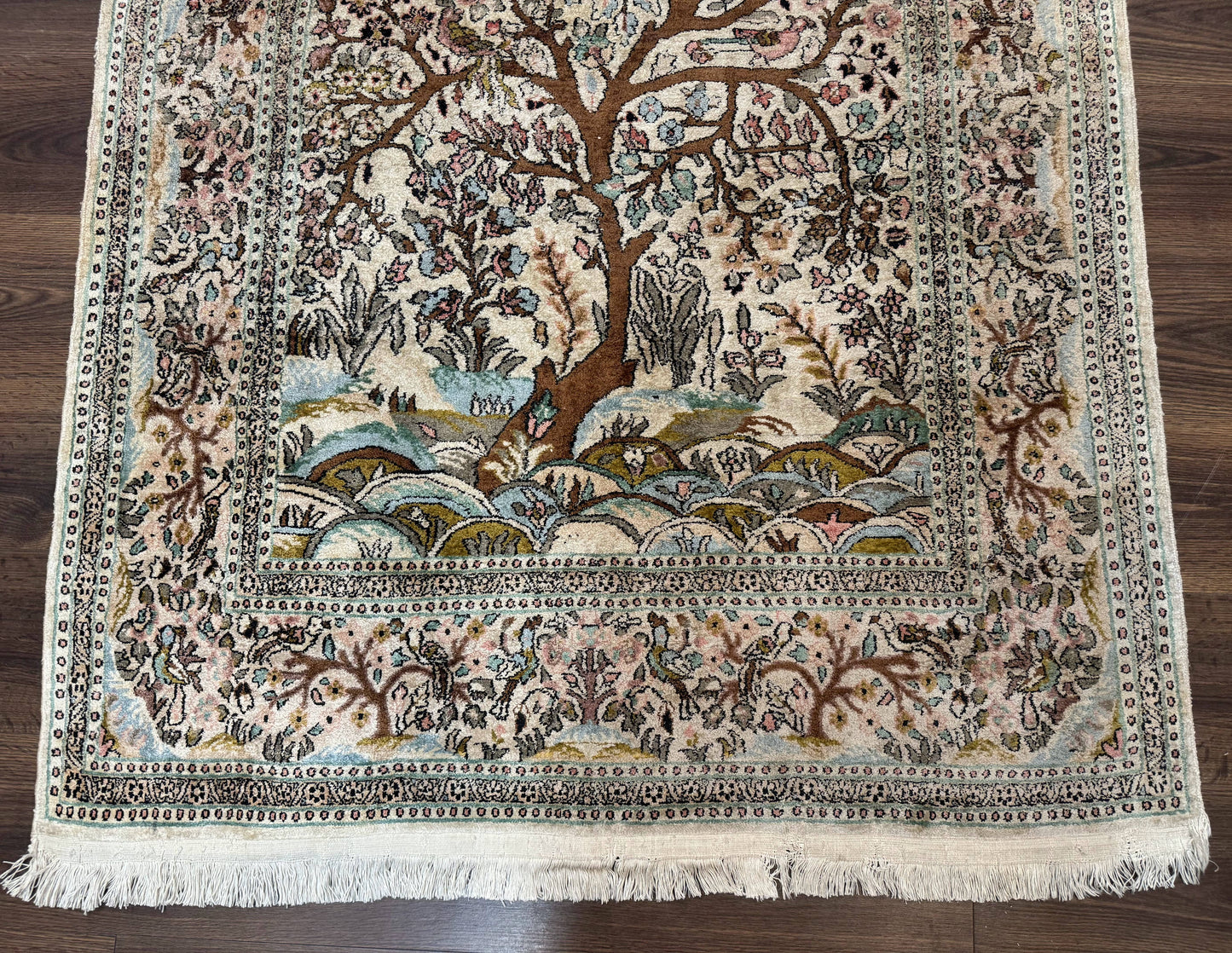 Indian Kashmiri Silk Rug 4x7, Tree of Life Design, Very Fine 380 KPSI, Birds - Nuvé