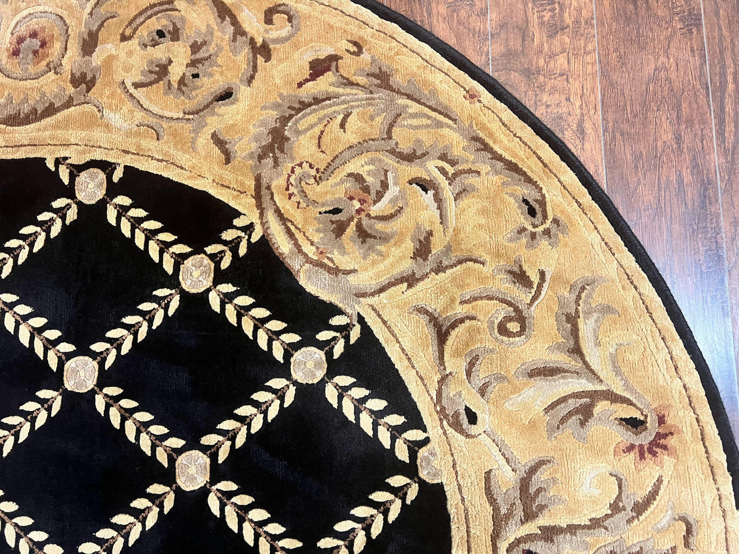 Oval Tibetan Rug 8x10, French Aubusson Design, Wool Handmade Vintage Carpet, Black & Beige, Soft Wool Pile - Nuvé