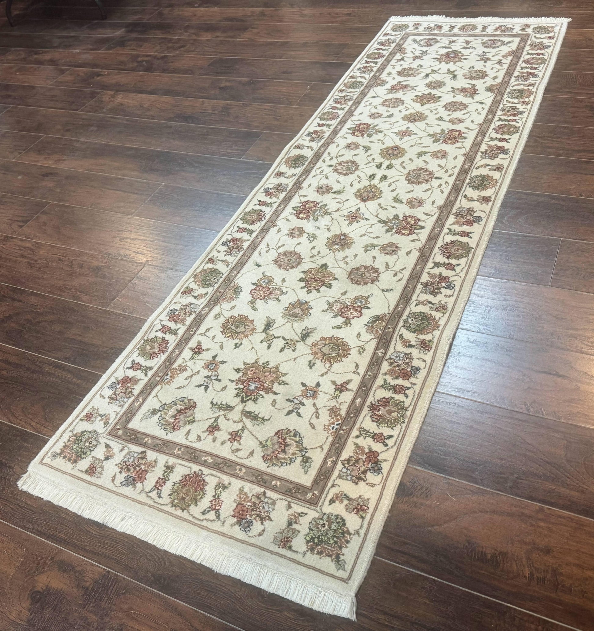 Pak Persian Runner Rug 2.6 x 8ft, Oriental Carpet for Hallway or Kitchen, Handmade, Wool and Silk Highlights - Nuvé