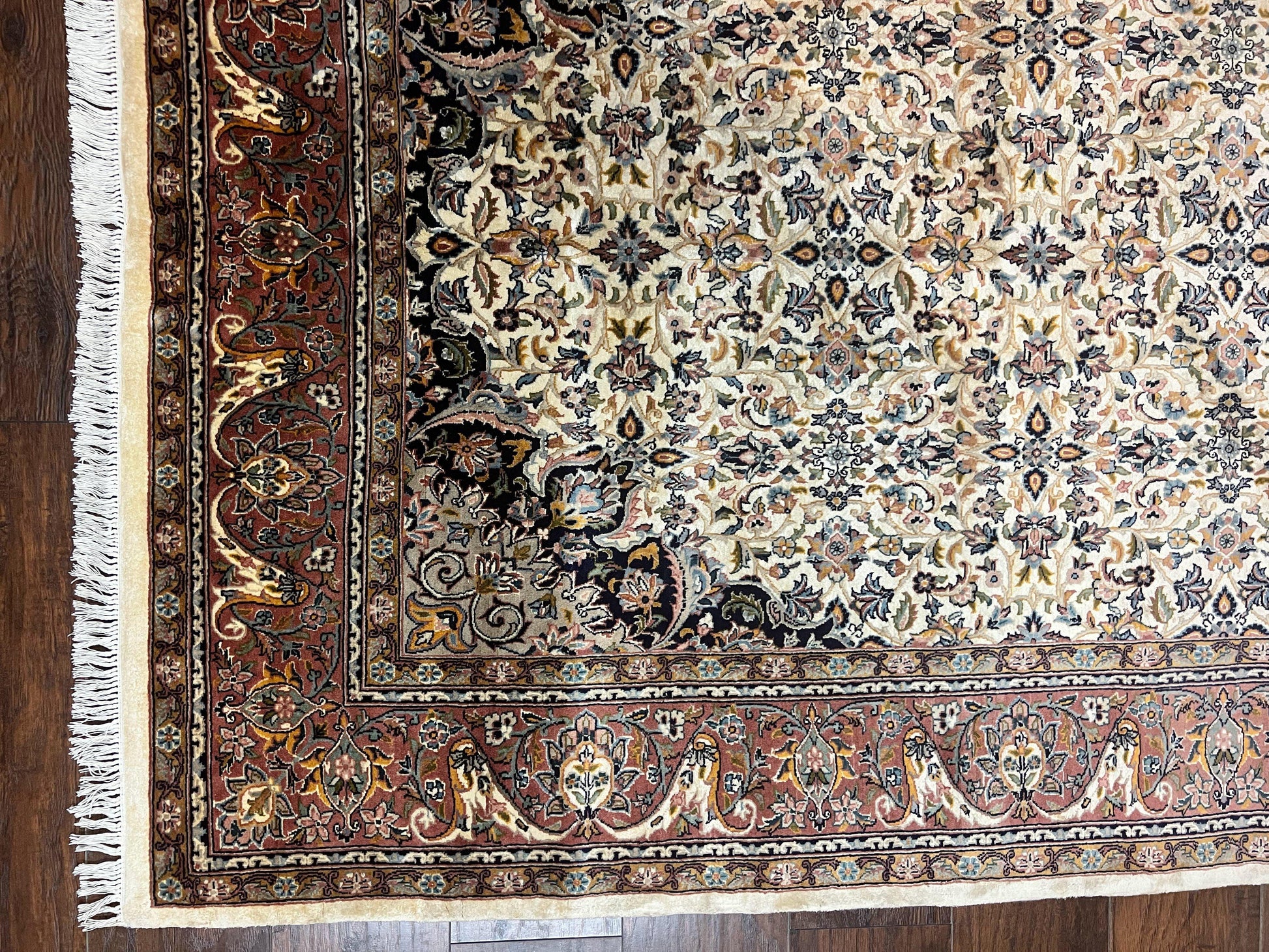 Pak Persian Rug 5x8, Handmade Wool Oriental Carpet, Vintage Rug, Floral Allover, Very Fine 320 KPSI - Nuvé
