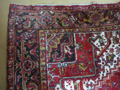 Heriz Rug 9x11, Geometric Persian Carpet Room Sized, Tribal Medallion Rug, Red Ivory Dark Blue Handmade Wool Rug for Living Room Dining Room - Nuvé