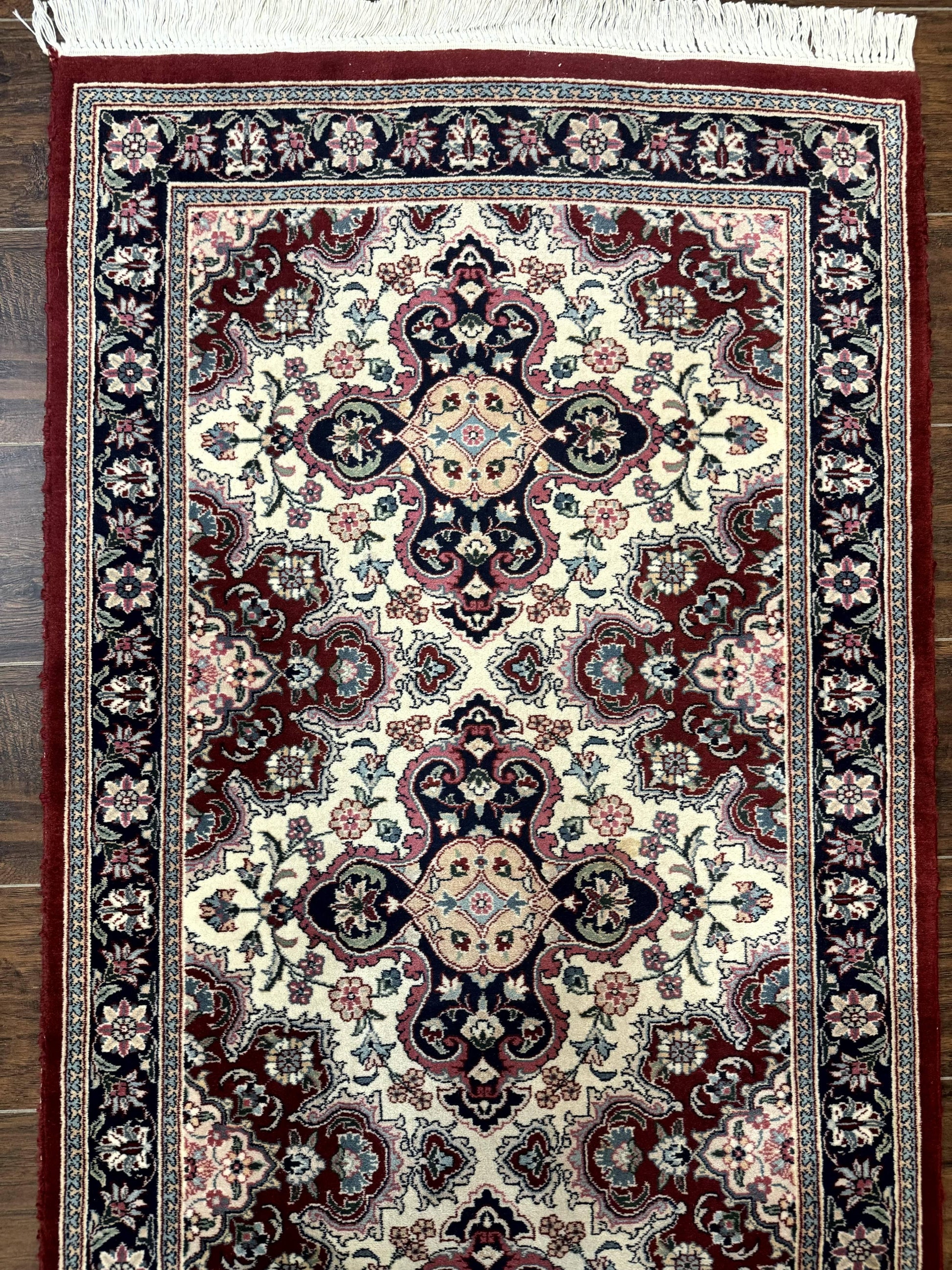 Sino Persian Runner Rug 2.7 x 8, Floral, Handmade, 250 KPSI - Nuvé