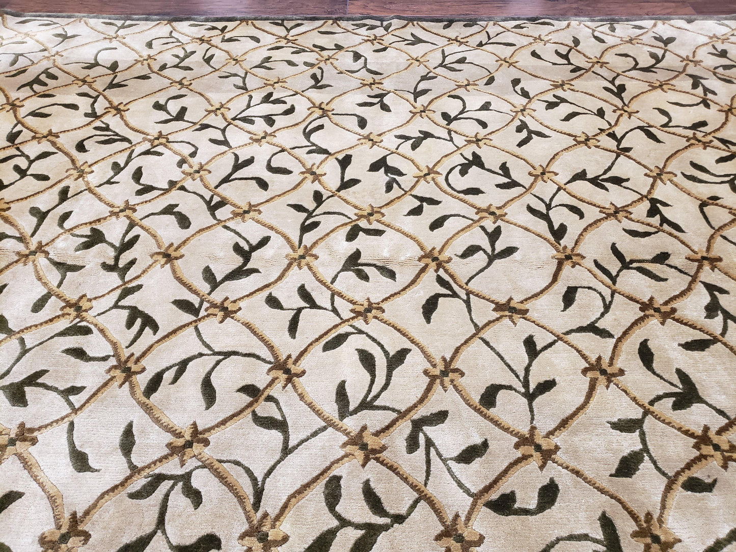 Vintage Tibetan Nepalese Area Rug 9x12, Wool Hand-Knotted, Beige Nepali Soft Pile Carpet, 9 x 12 Living Room Modern Dining Room Rug - Nuvé