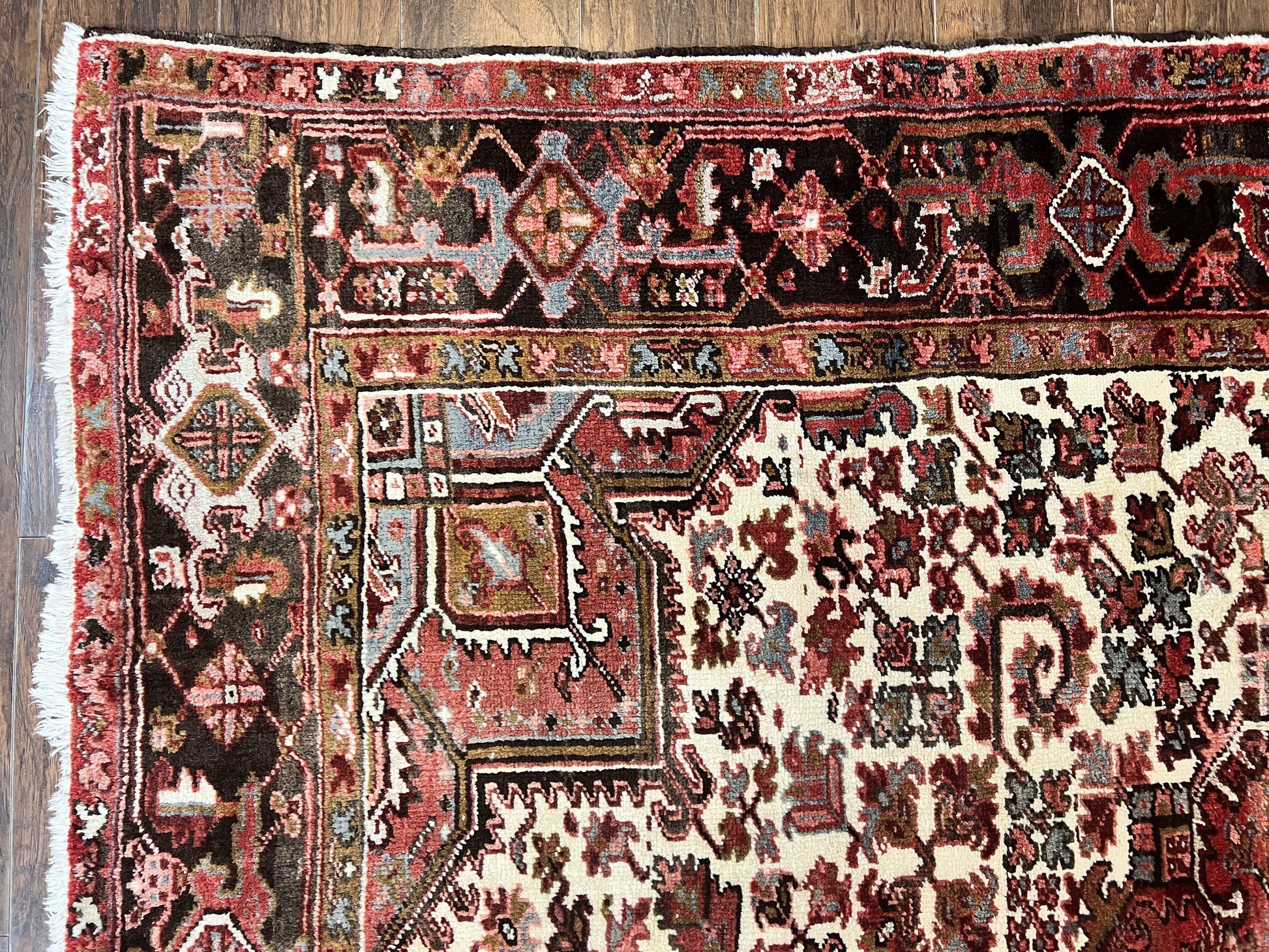 Large Persian Heriz Rug 10x13, Red and Cream Geometric Tribal Room Sized Handmade Wool Hand Knotted Semi Antique Decorative Oriental Carpet - Nuvé