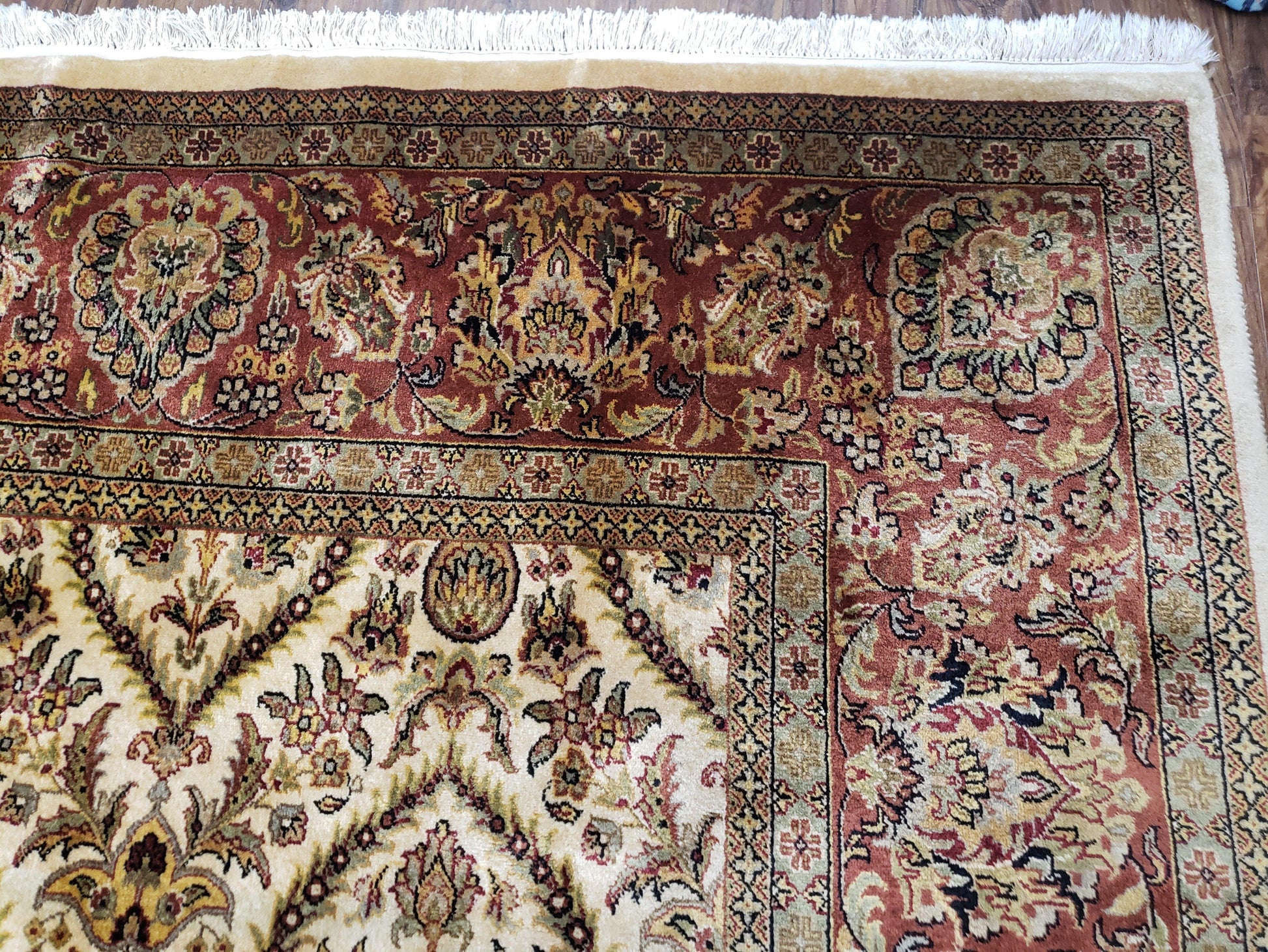 Vintage Indo Persian Area Rug 9x12, Wool Hand-Knotted Ivory & Dark Red Oriental Carpet, Fine Weave 9 x 12 Indian Rug, Dining Room Rug - Nuvé